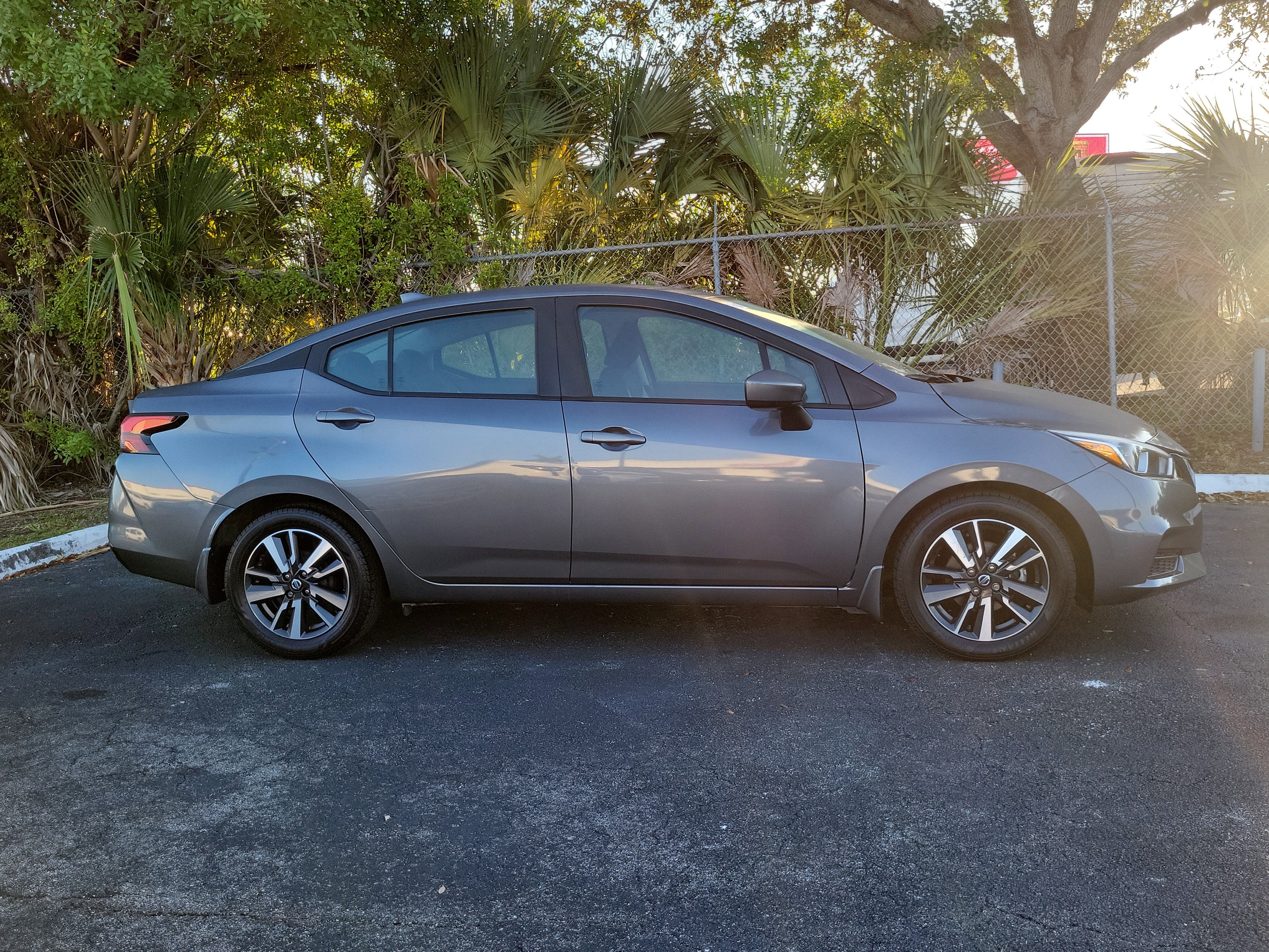 2022 Nissan Versa SV