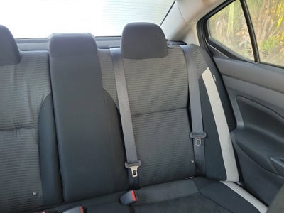 2022 Nissan Versa SV