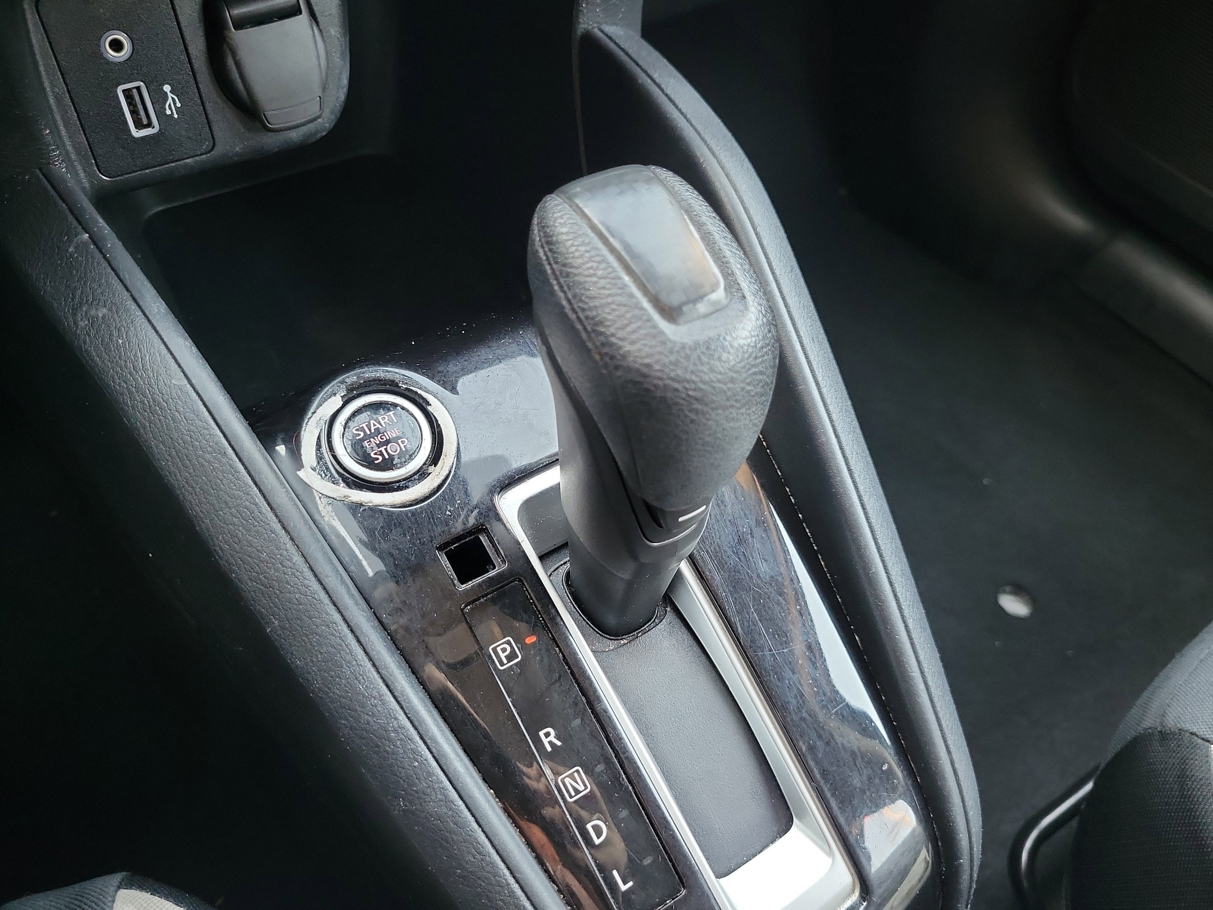 2022 Nissan Versa SV