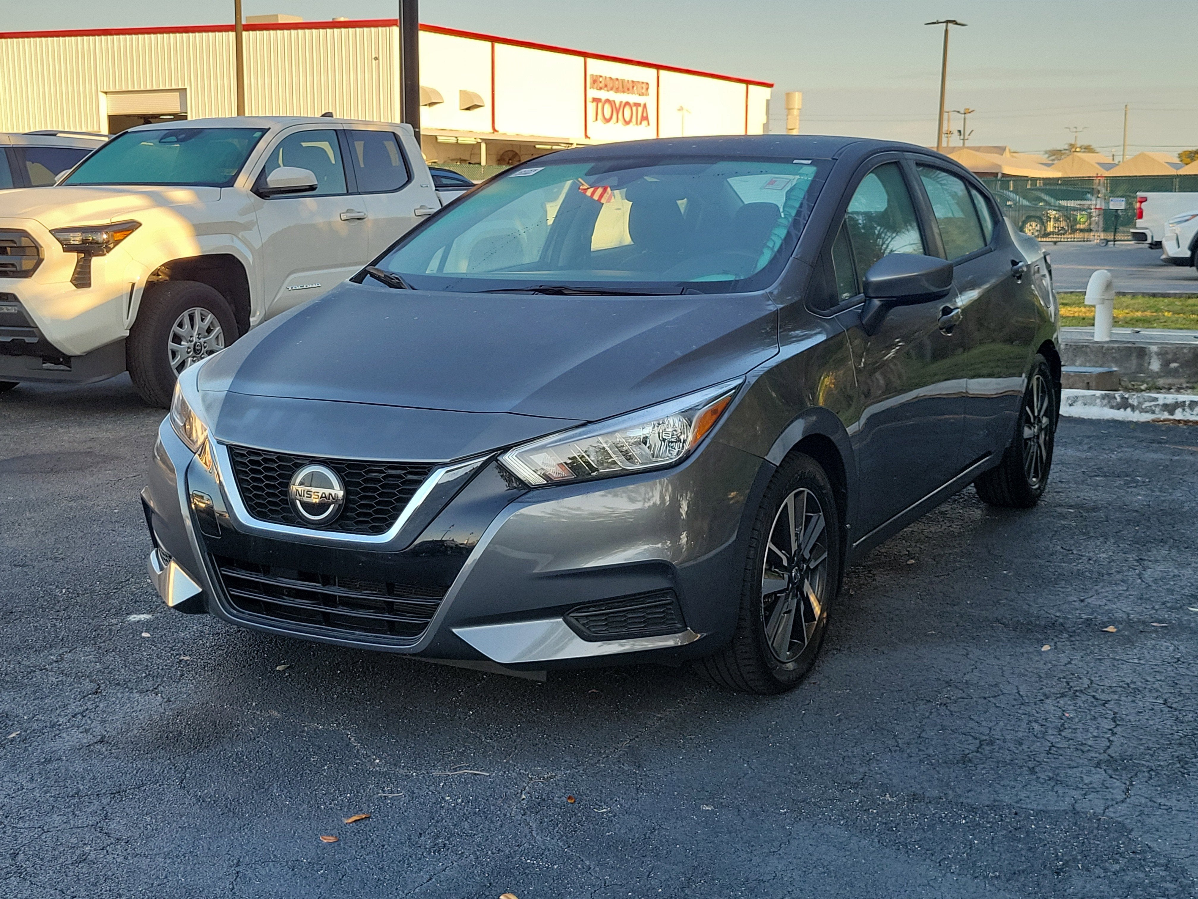 2022 Nissan Versa SV