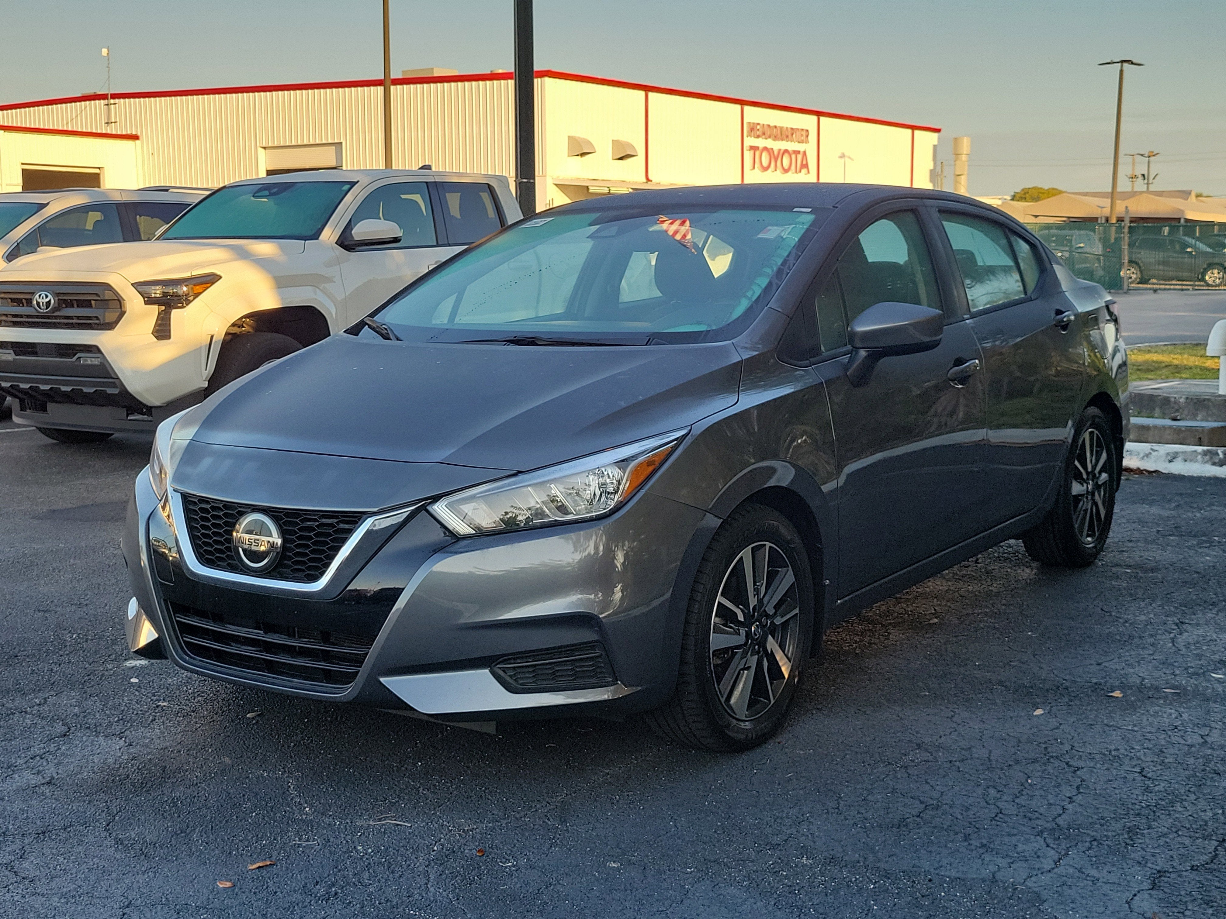 2022 Nissan Versa SV
