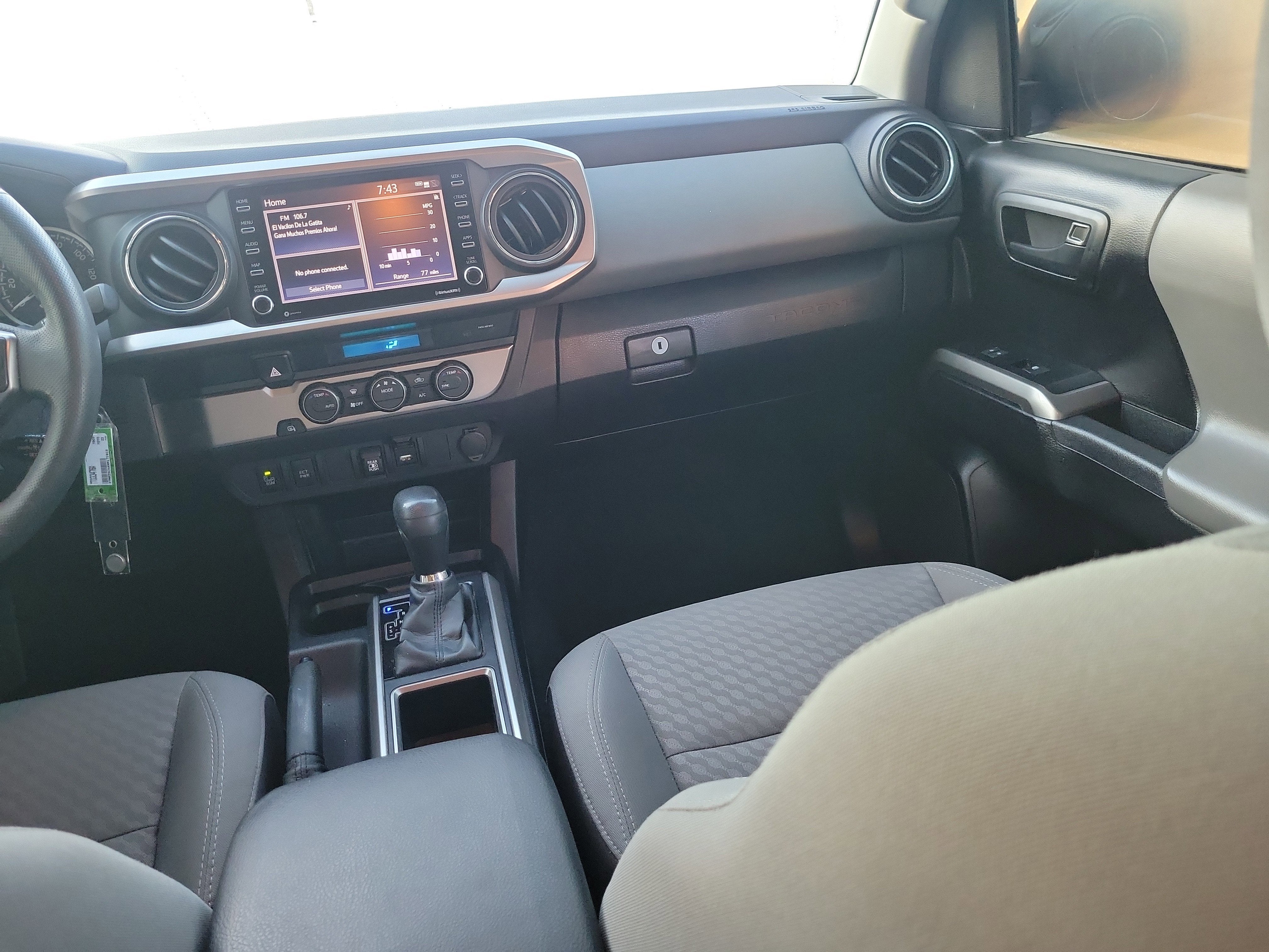 2022 Toyota Tacoma 2WD SR5