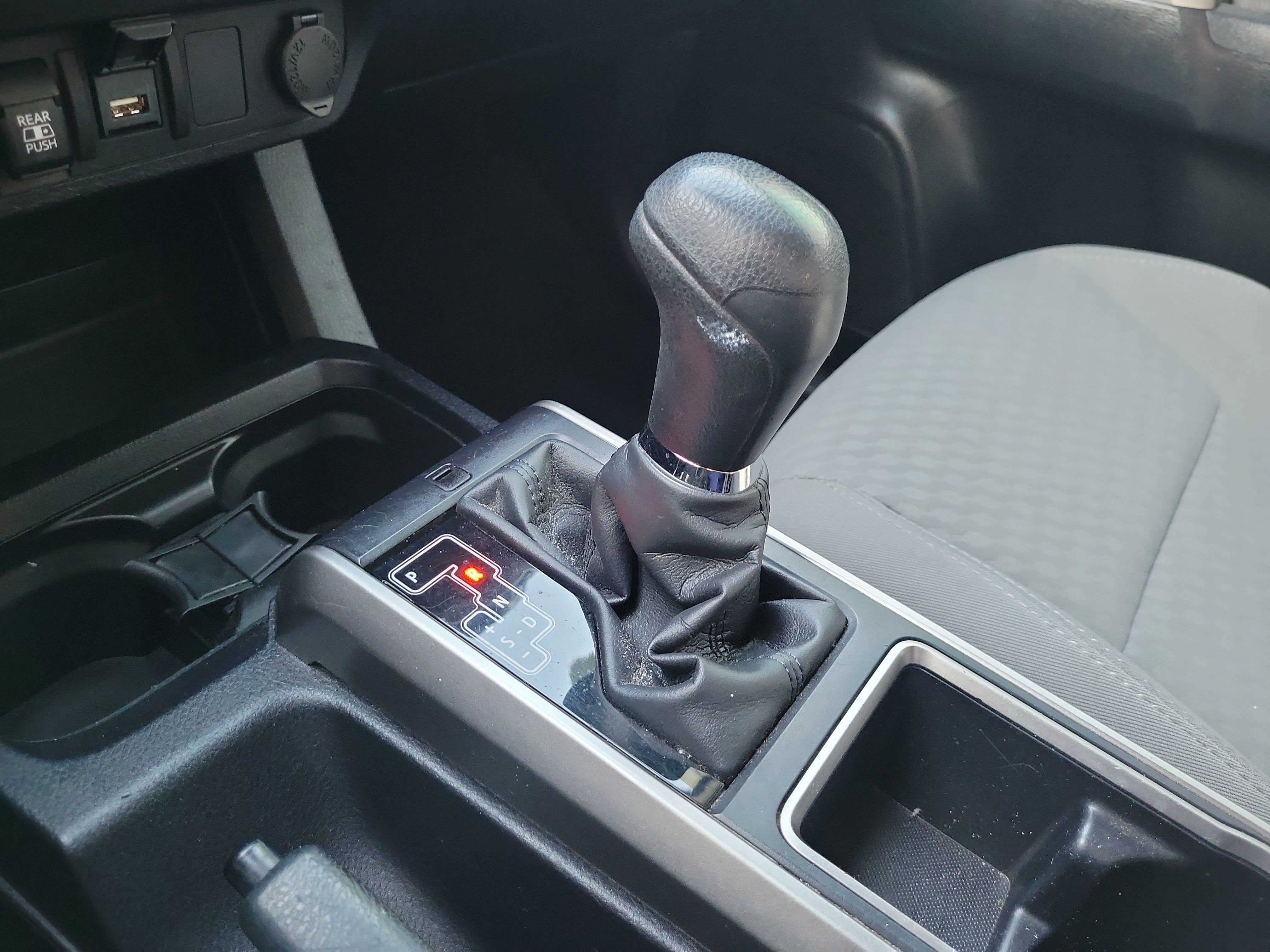 2022 Toyota Tacoma 2WD SR5