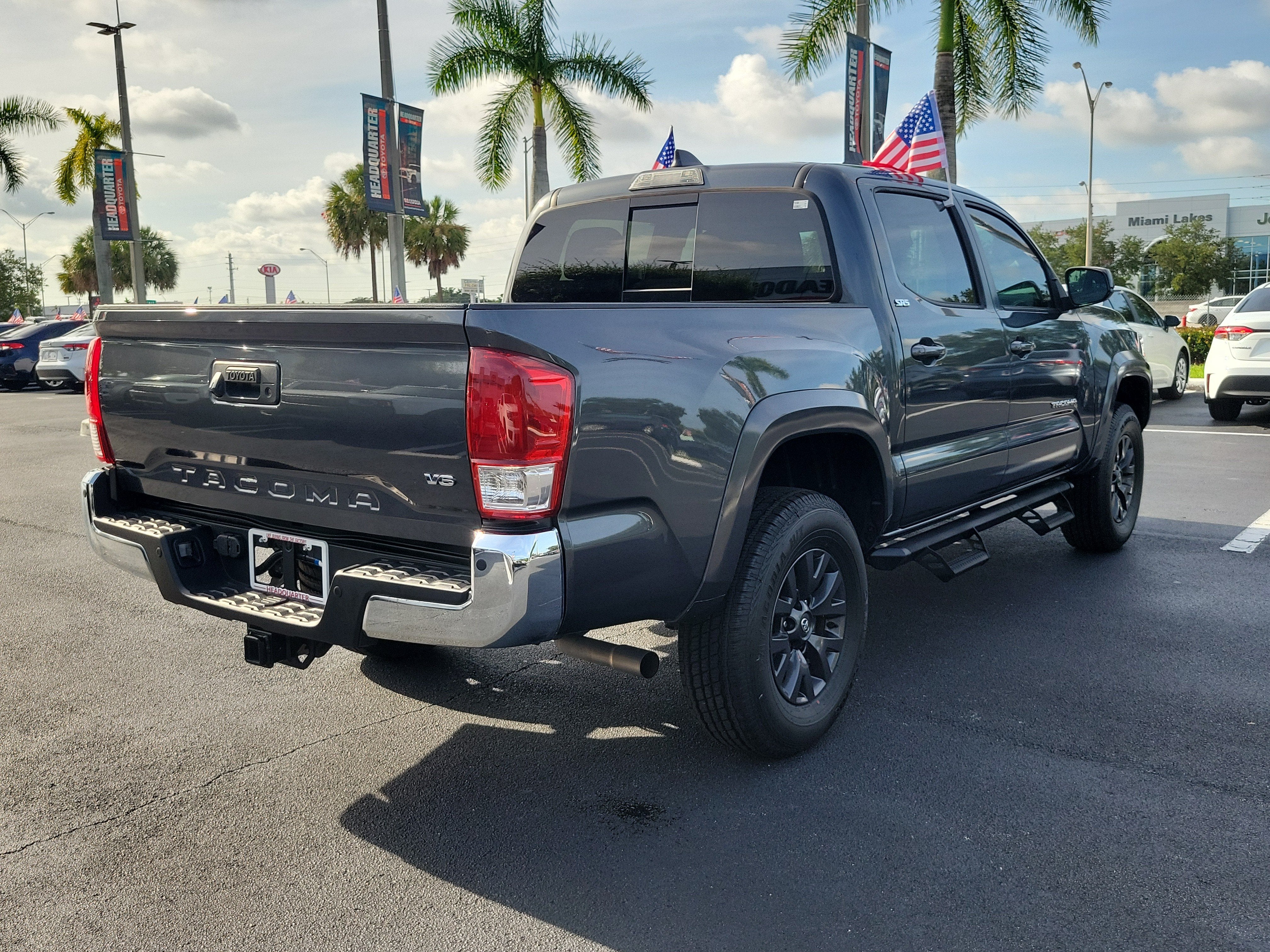 2022 Toyota Tacoma 2WD SR5