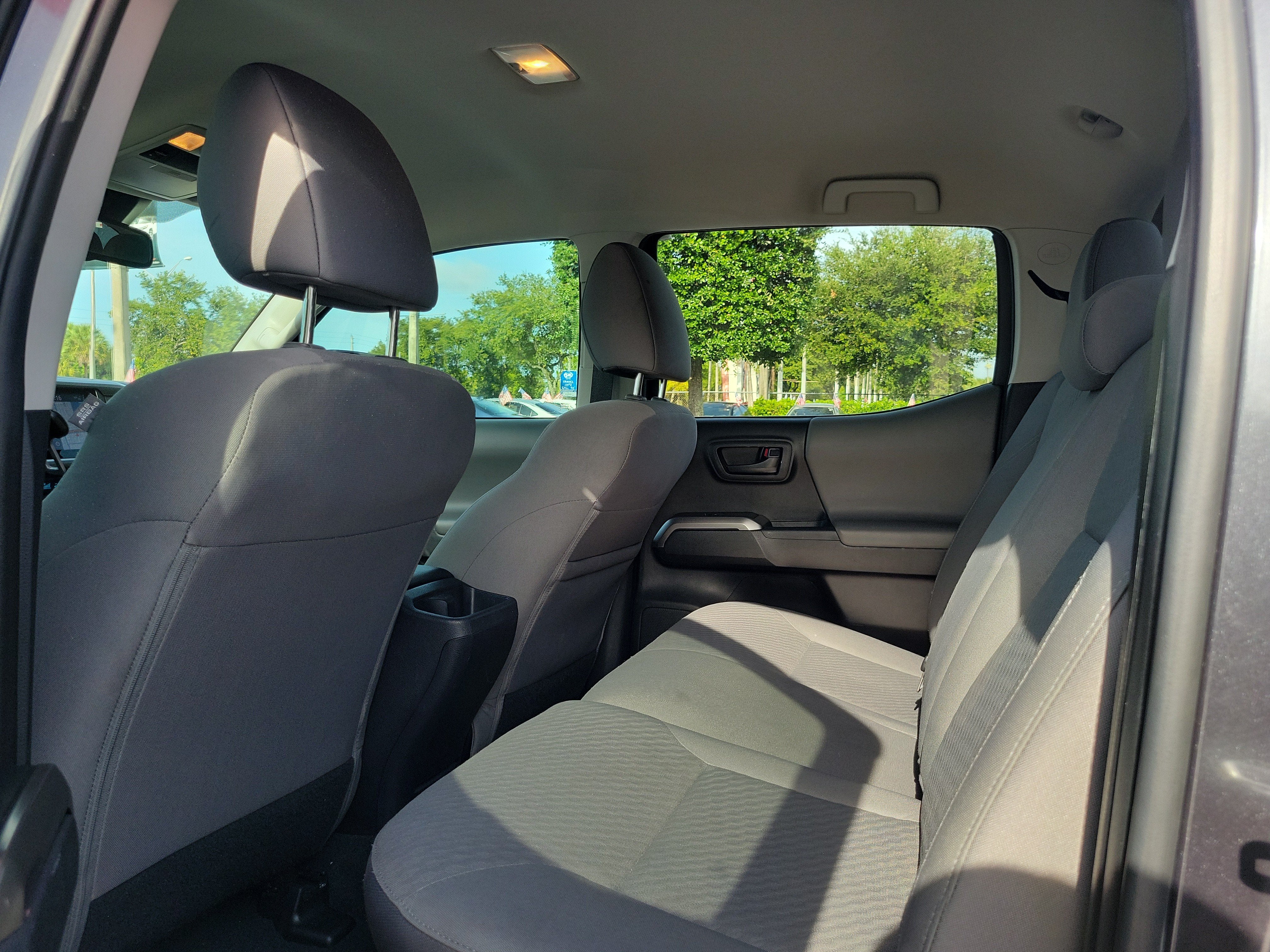 2022 Toyota Tacoma 2WD SR5