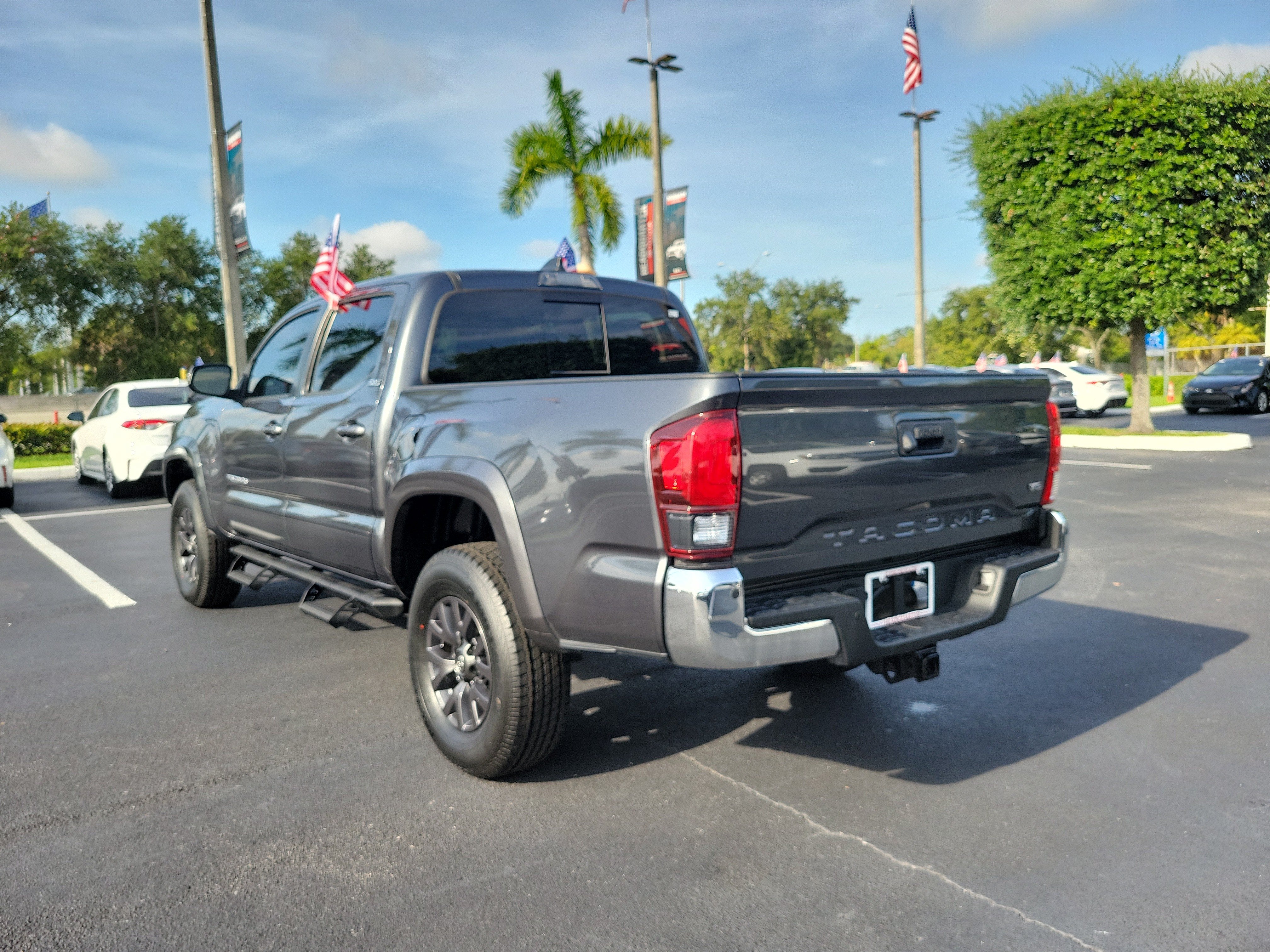 2022 Toyota Tacoma 2WD SR5