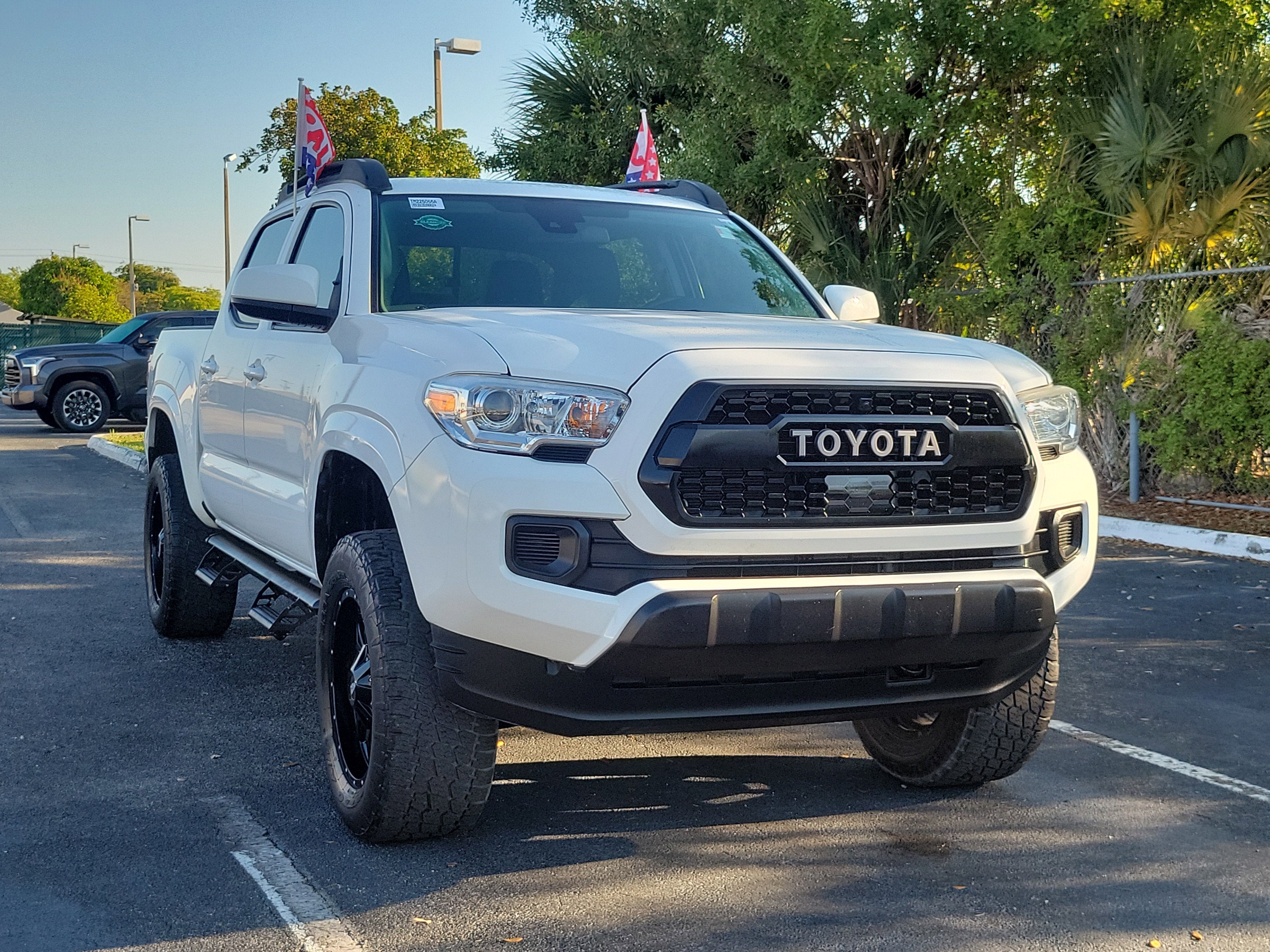2022 Toyota Tacoma 4WD SR