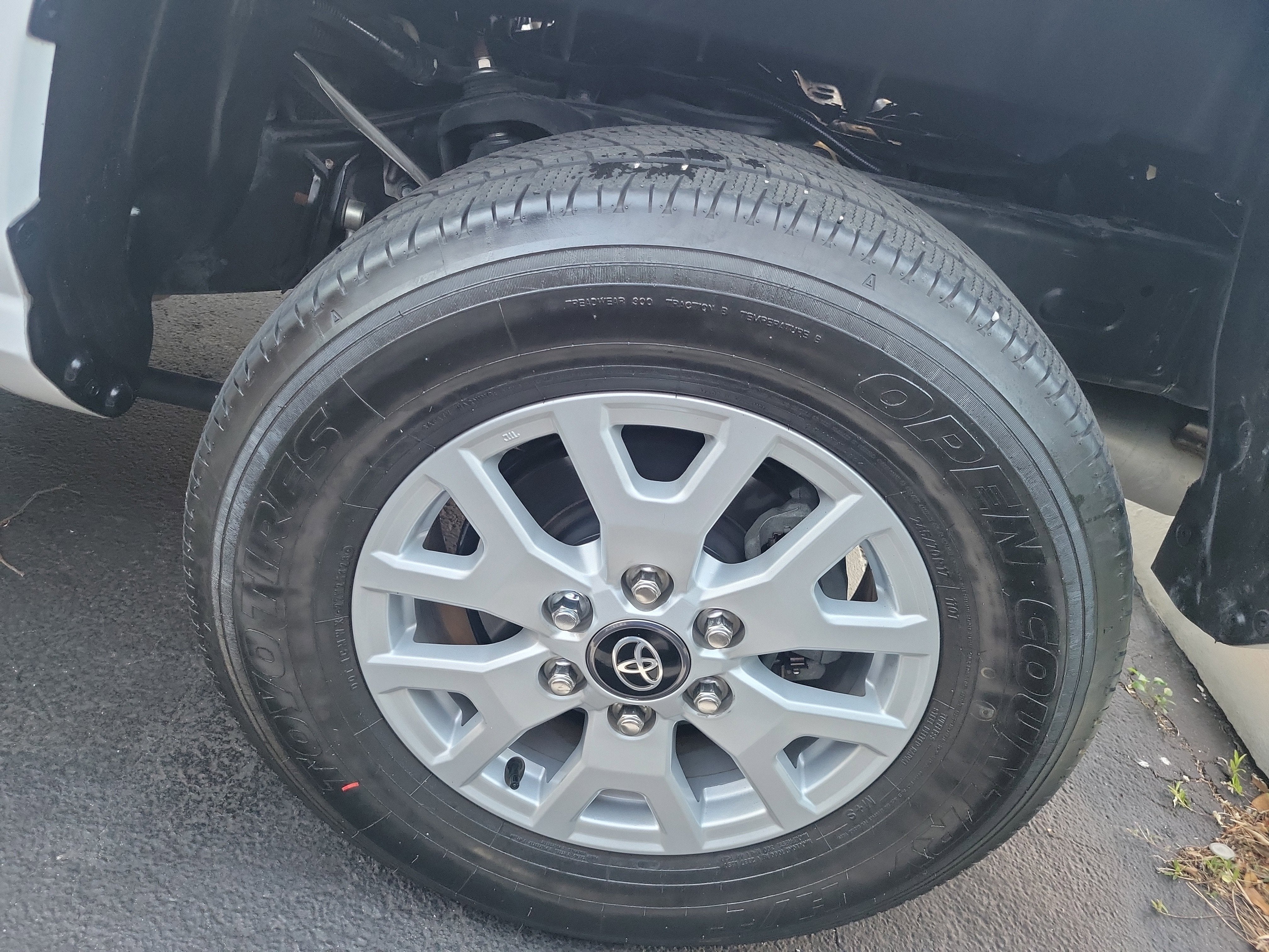 2024 Toyota Tacoma 2WD SR5