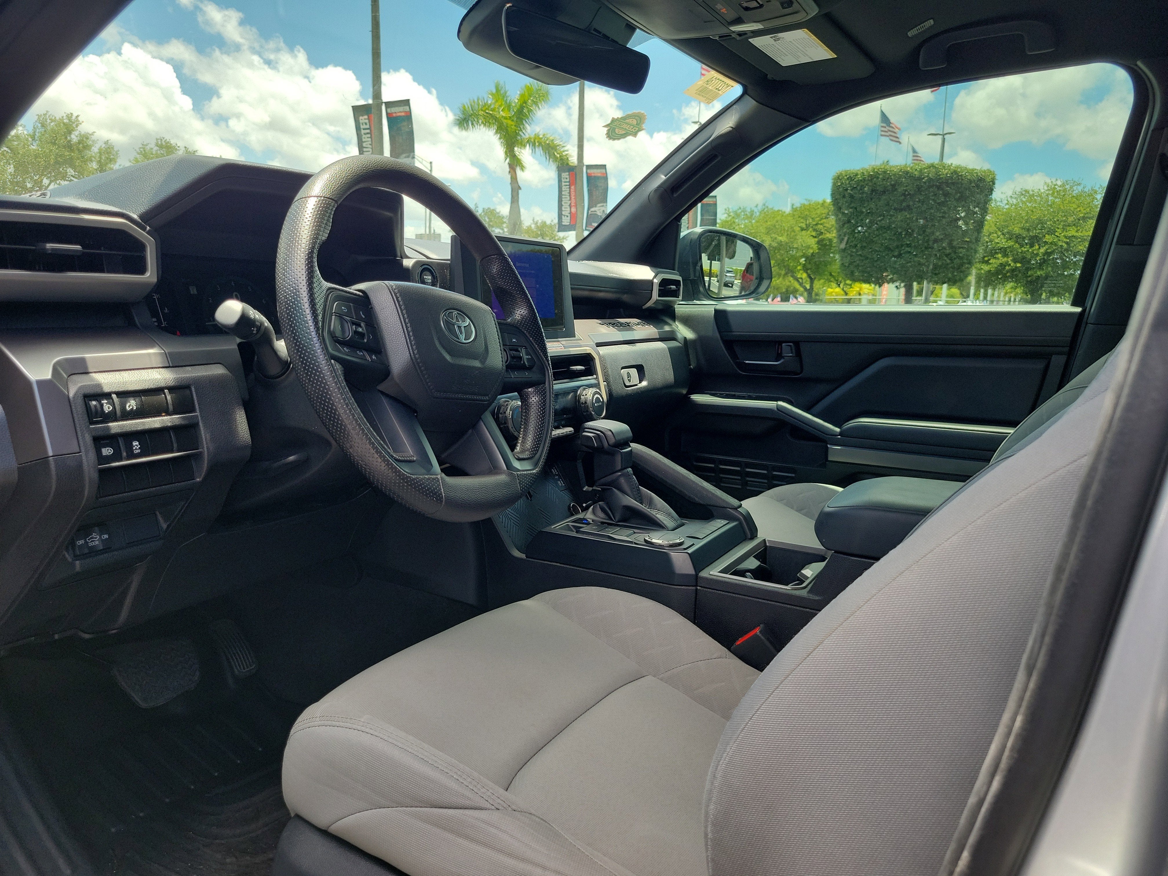 2025 Toyota Tacoma 2WD SR5