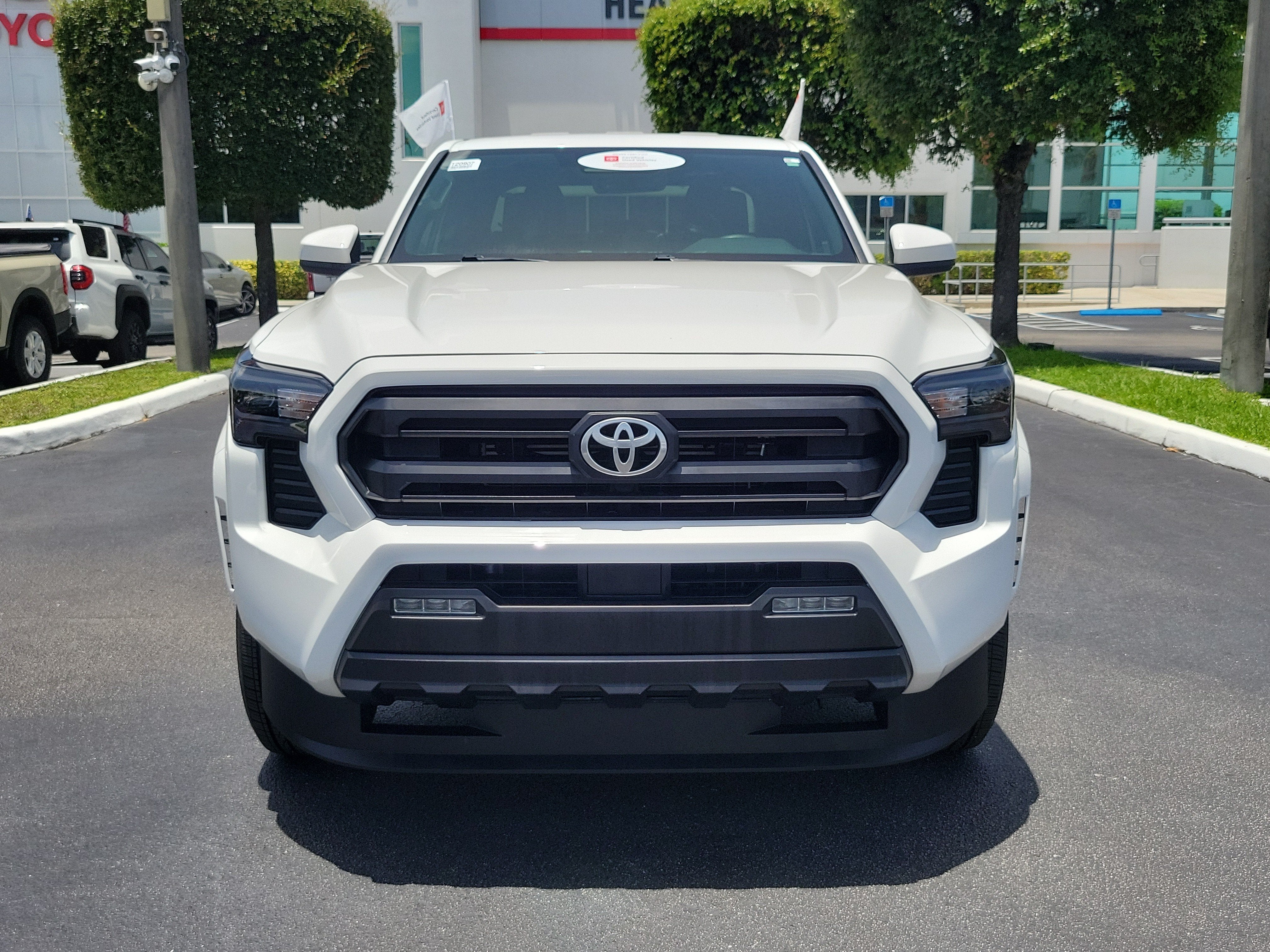 2025 Toyota Tacoma 2WD SR5
