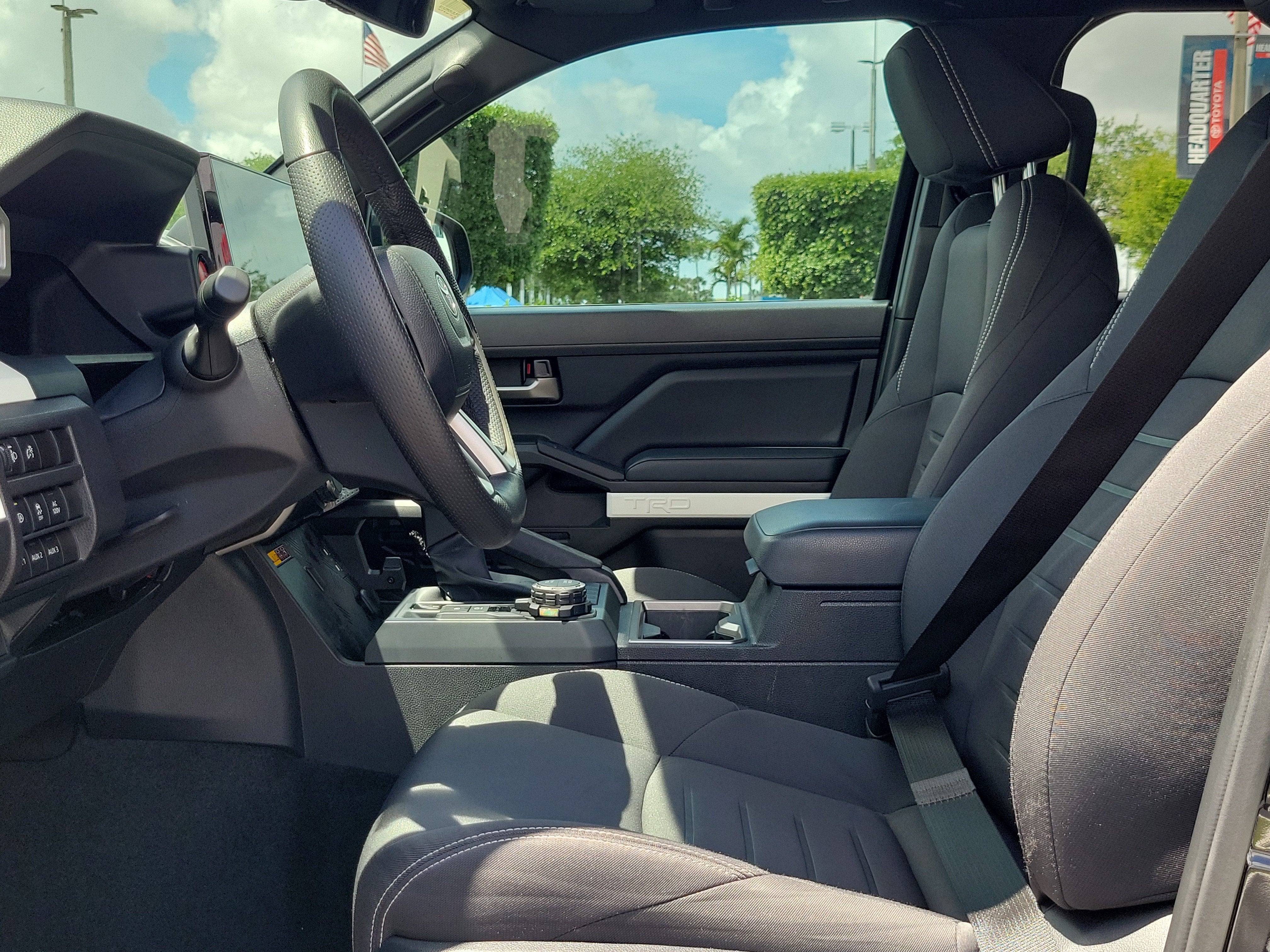 2024 Toyota Tacoma 4WD SR5