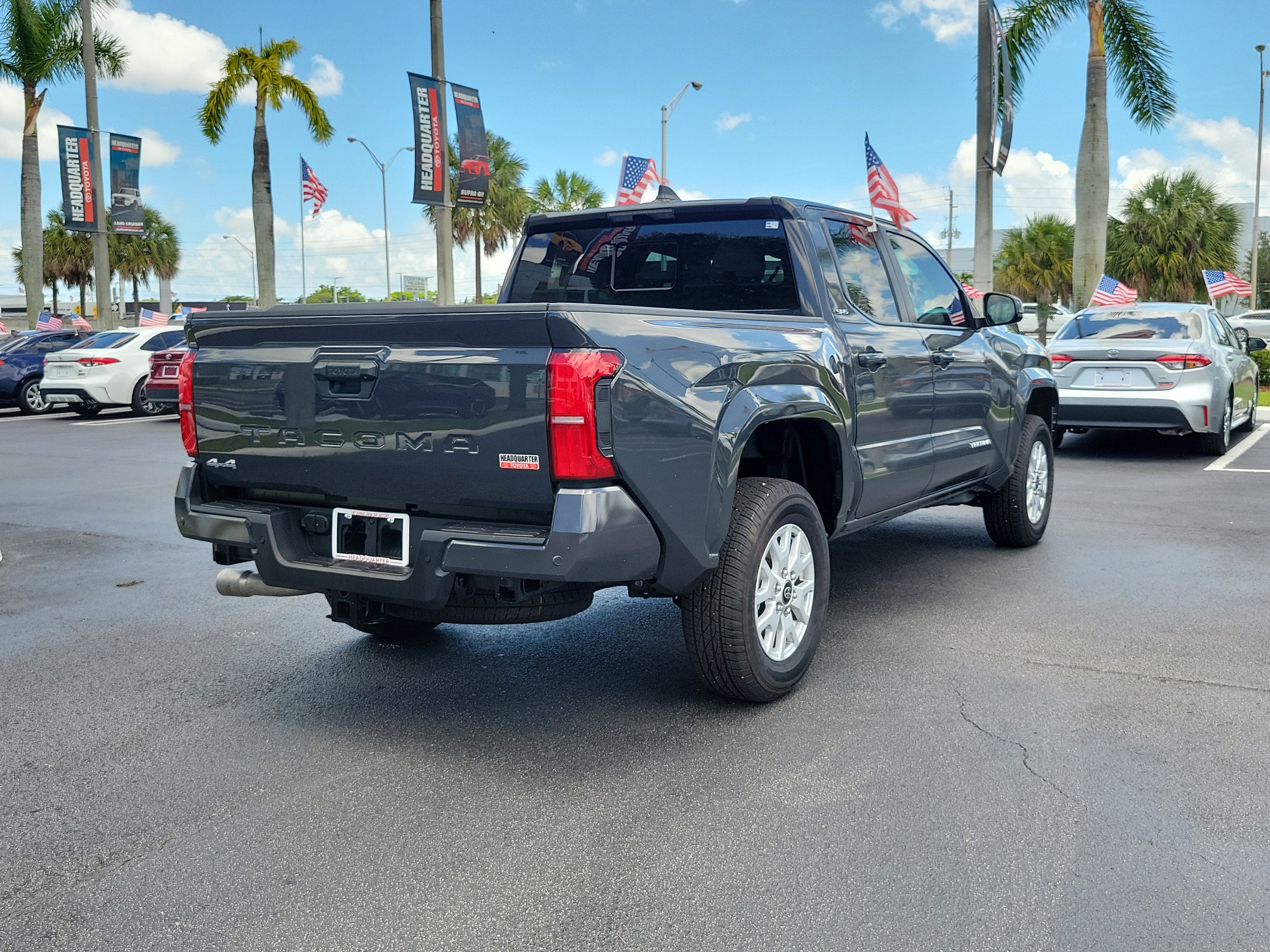 2025 Toyota Tacoma 4WD SR5