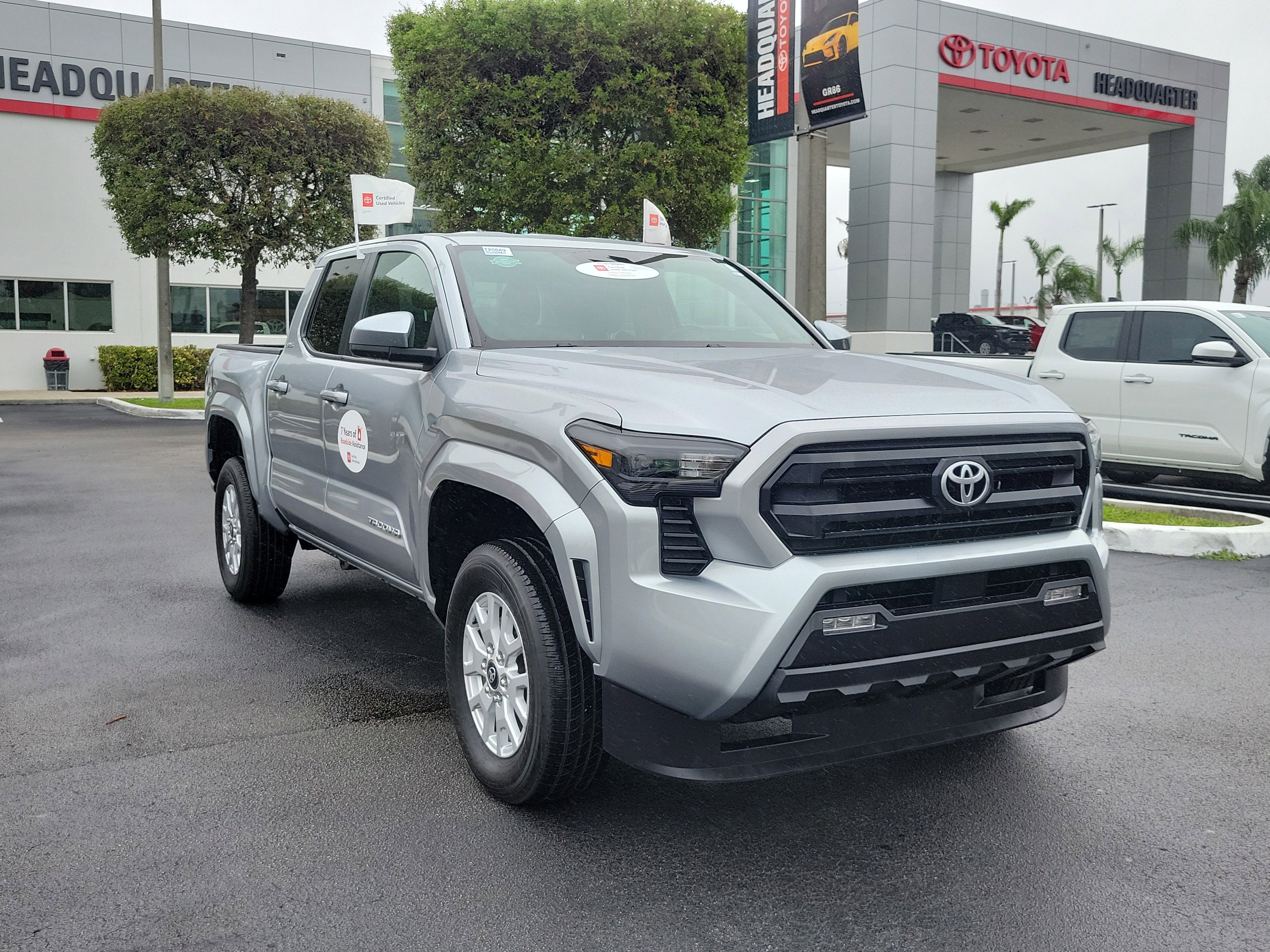 2025 Toyota Tacoma 4WD SR5