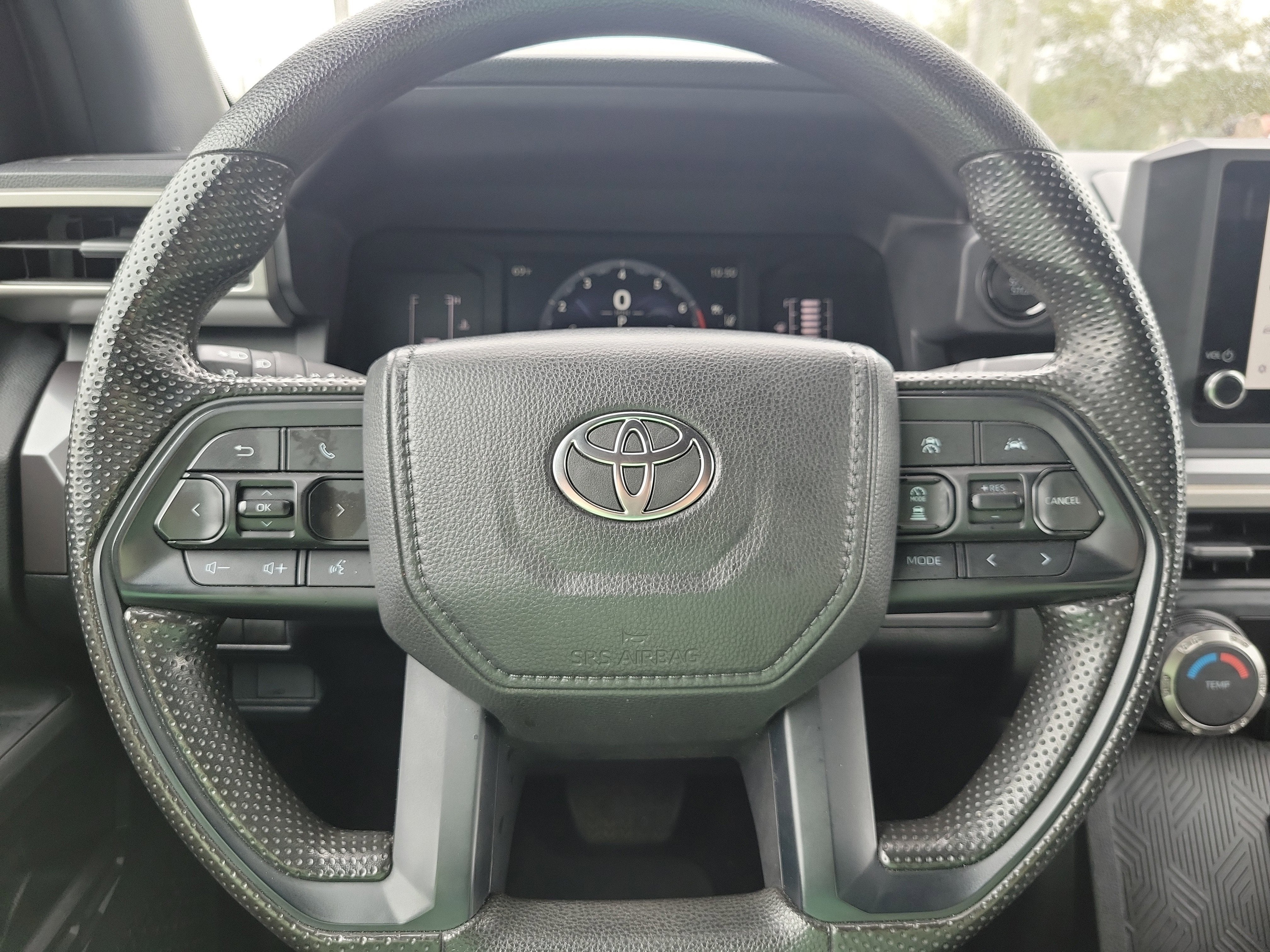 2025 Toyota Tacoma 4WD SR5