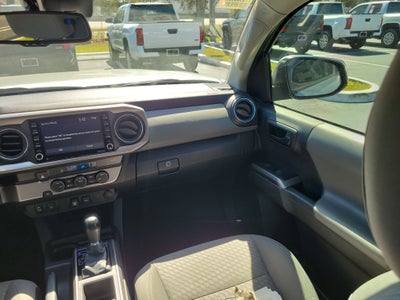 2022 Toyota Tacoma 2WD SR5