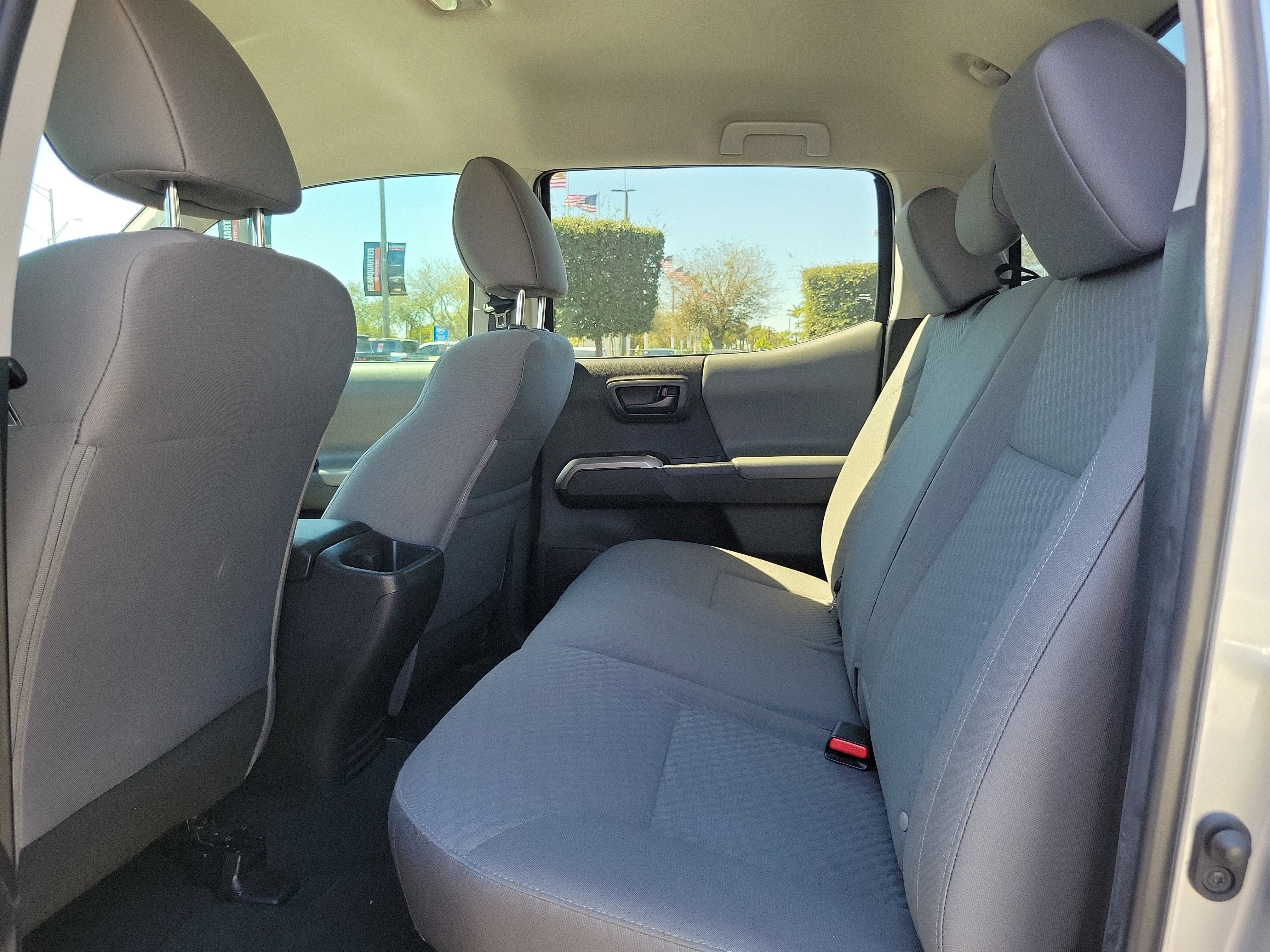 2022 Toyota Tacoma 2WD SR5