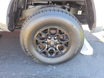 2022 Toyota Tacoma 2WD SR5