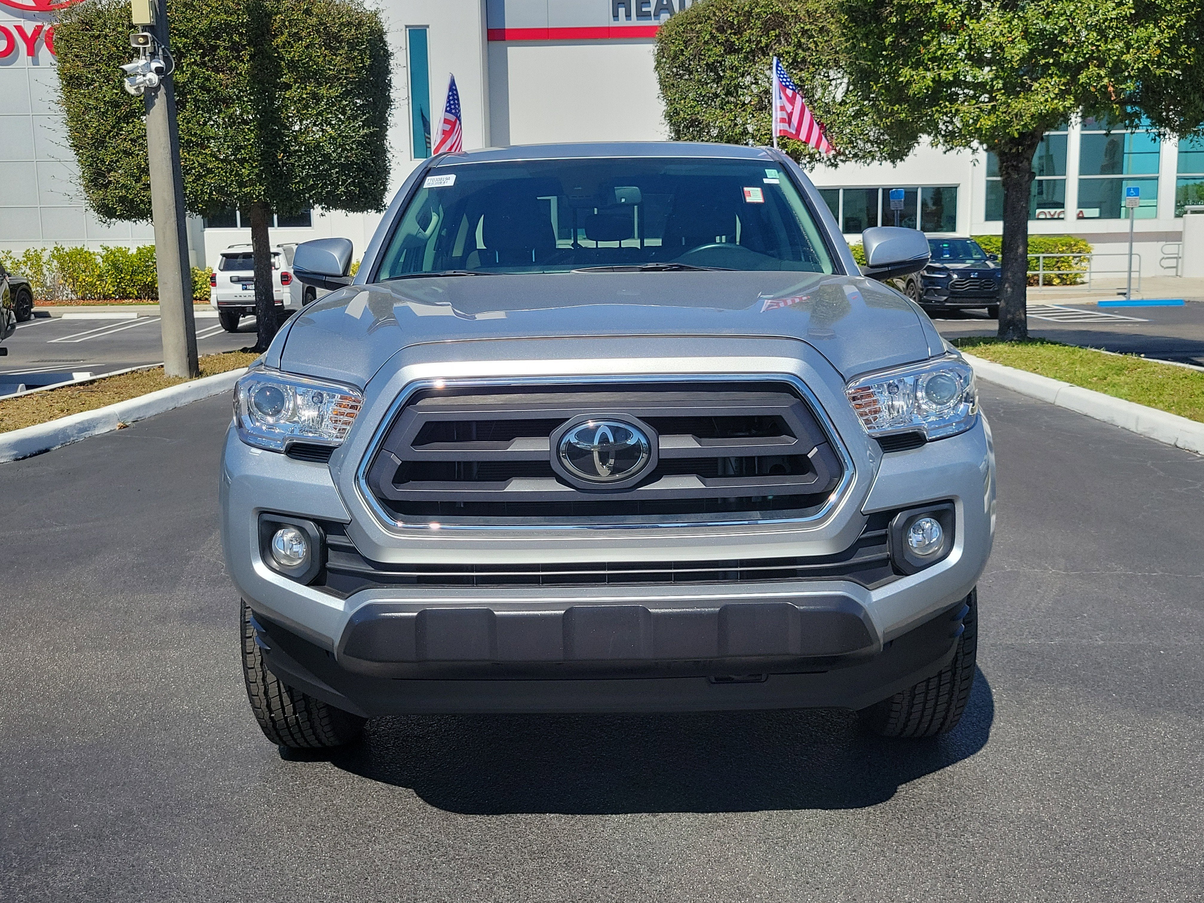 2022 Toyota Tacoma 2WD SR5