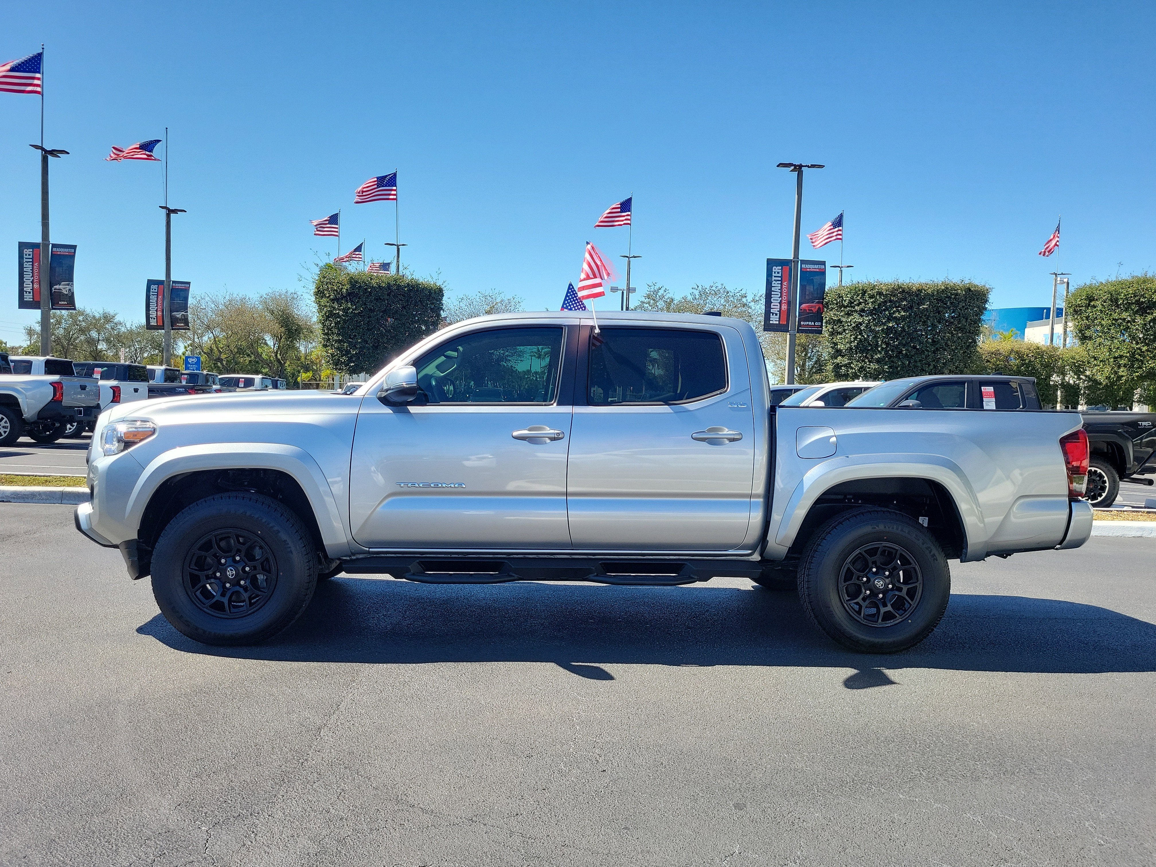 2022 Toyota Tacoma 2WD SR5