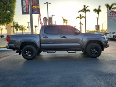 2022 Toyota Tacoma 2WD SR5