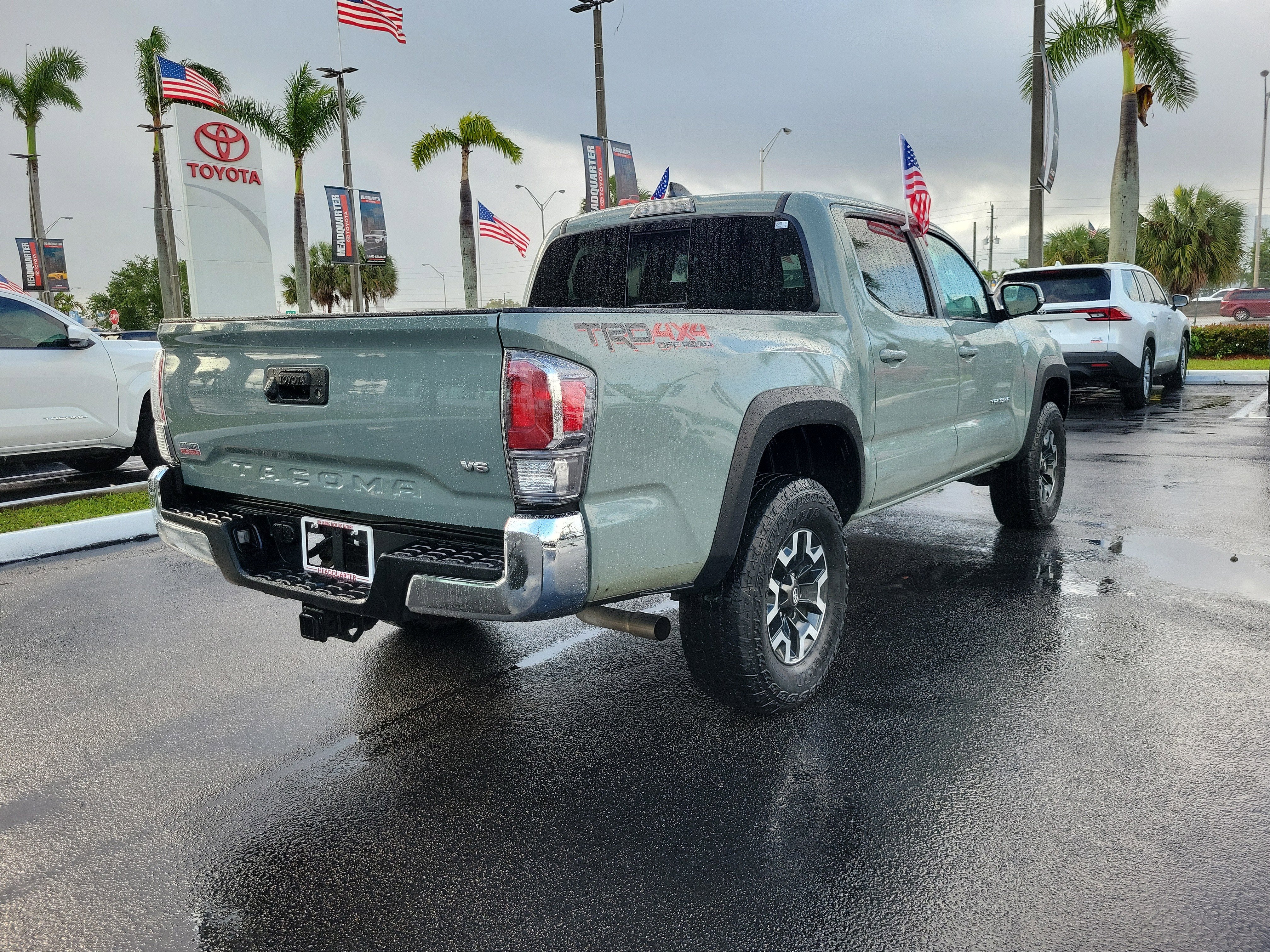 2022 Toyota Tacoma 4WD SR