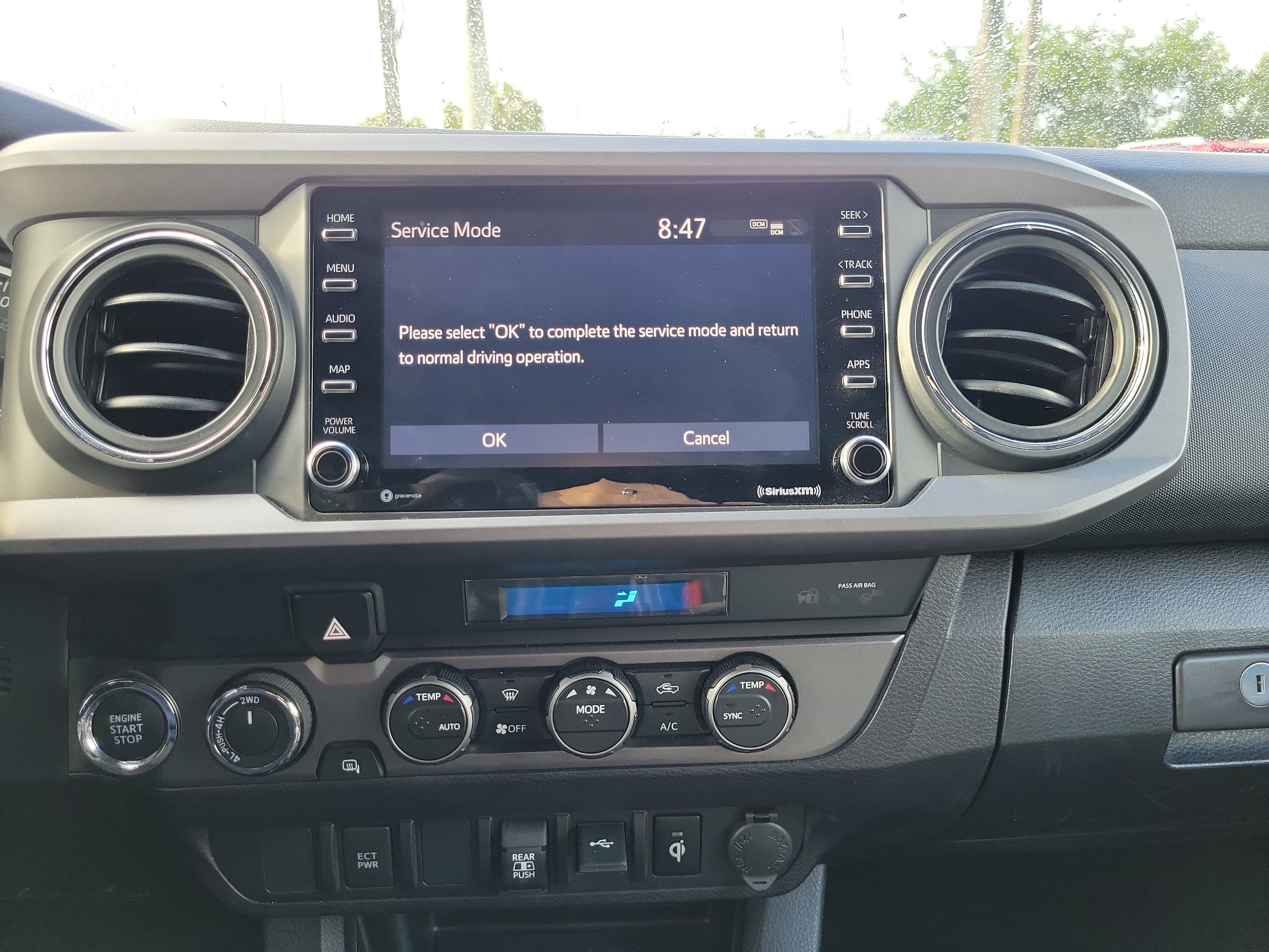 2022 Toyota Tacoma 4WD SR