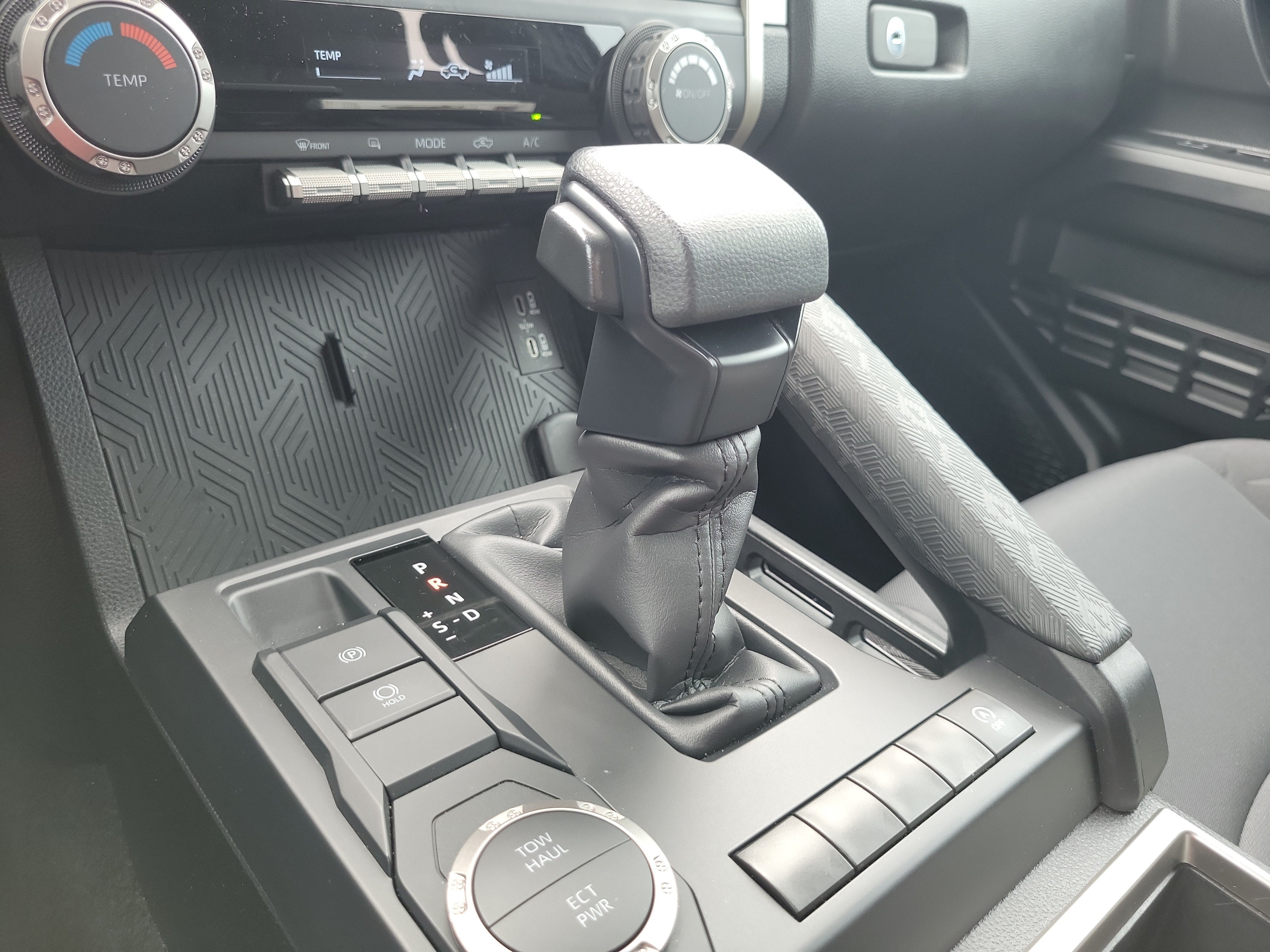 2024 Toyota Tacoma 2WD SR5