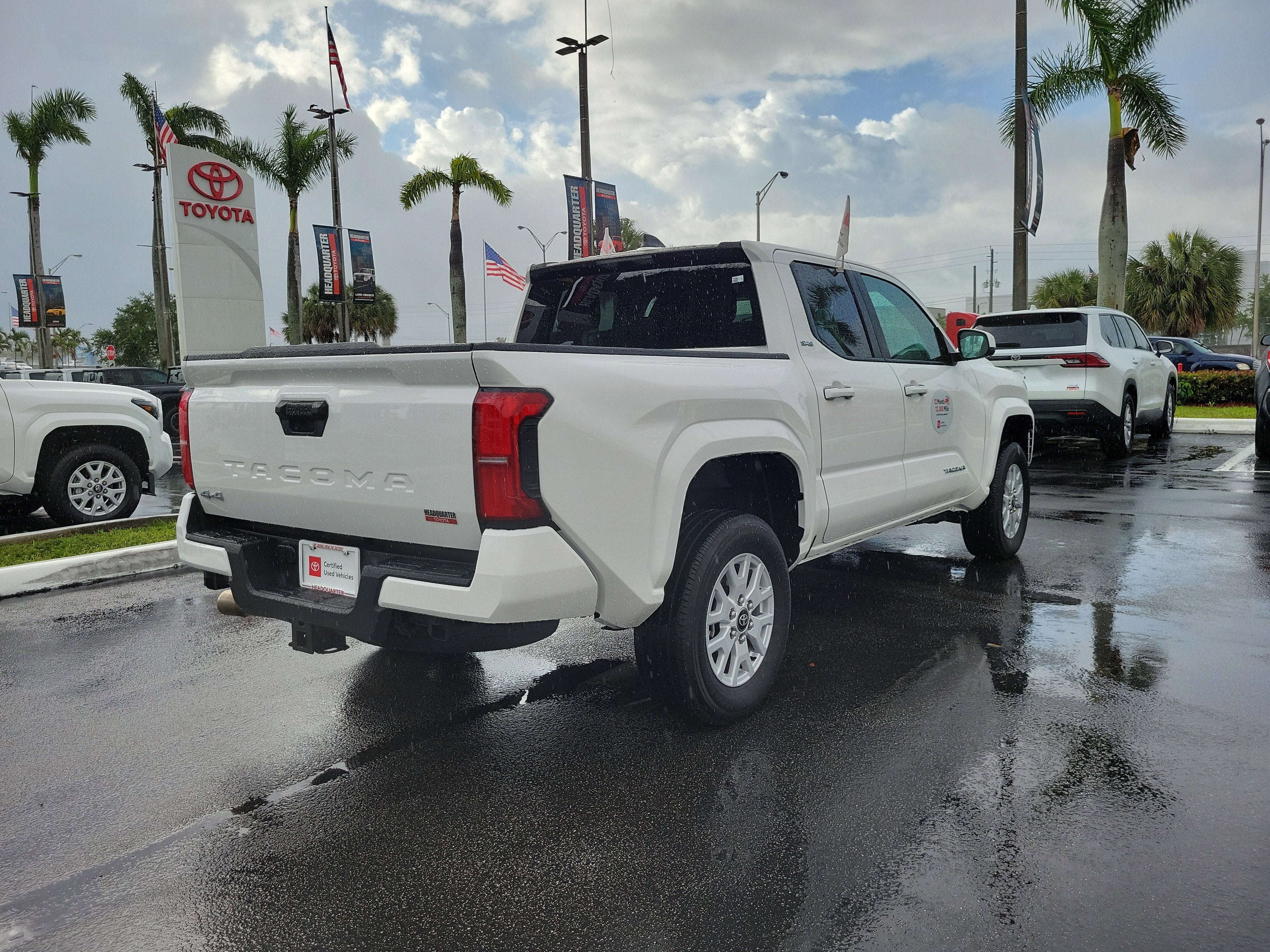 2025 Toyota Tacoma 4WD SR5