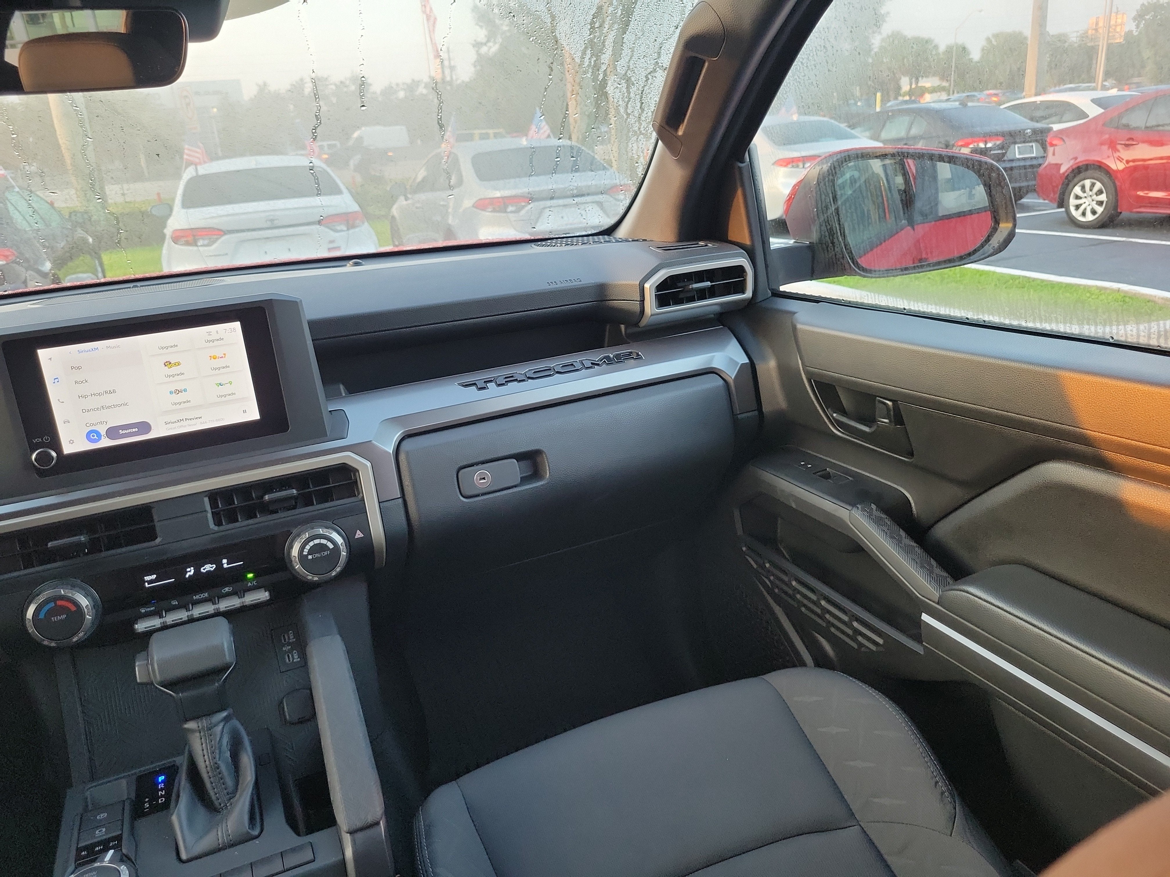 2025 Toyota Tacoma 4WD SR5