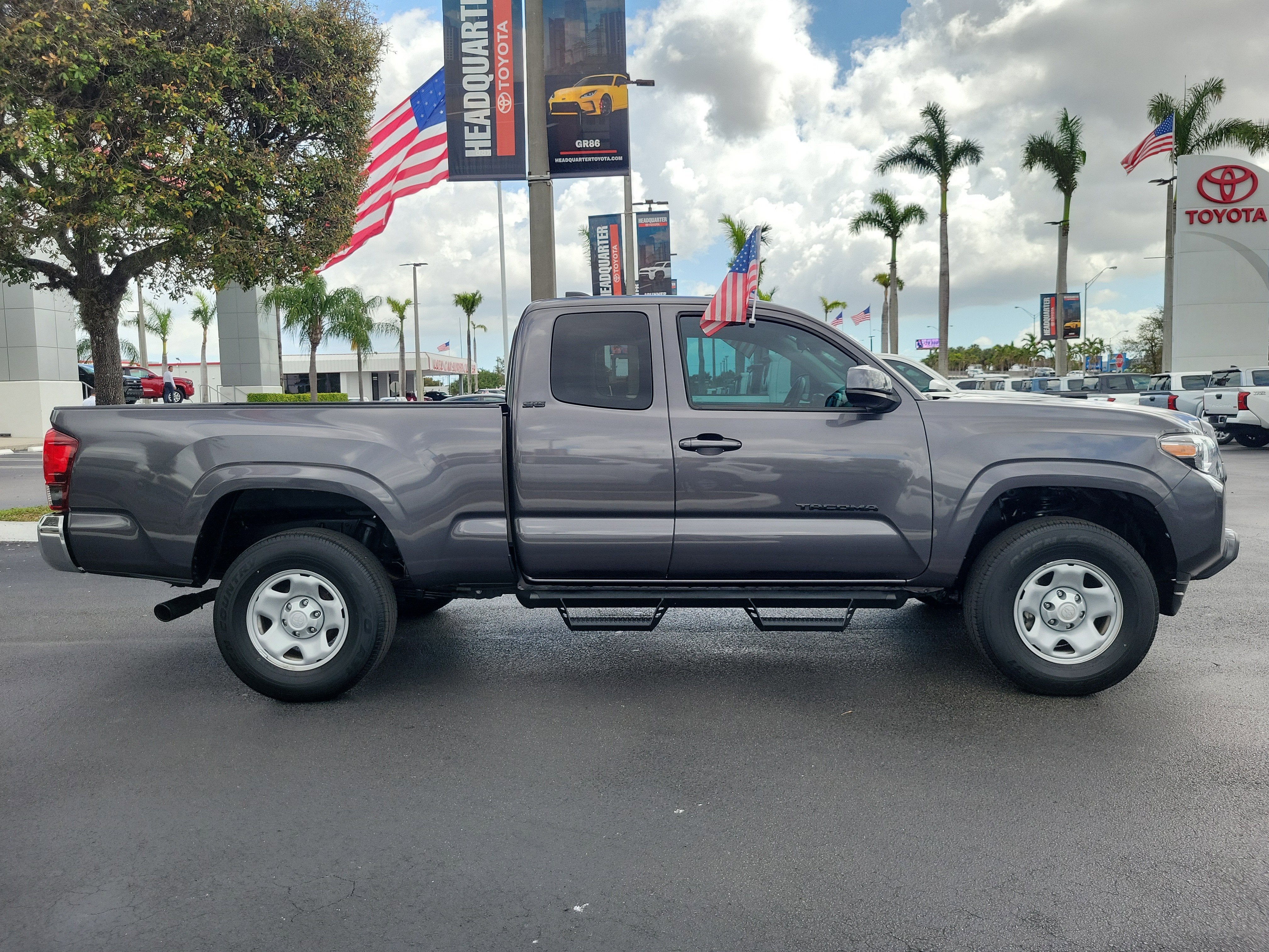 2022 Toyota Tacoma 2WD SR5