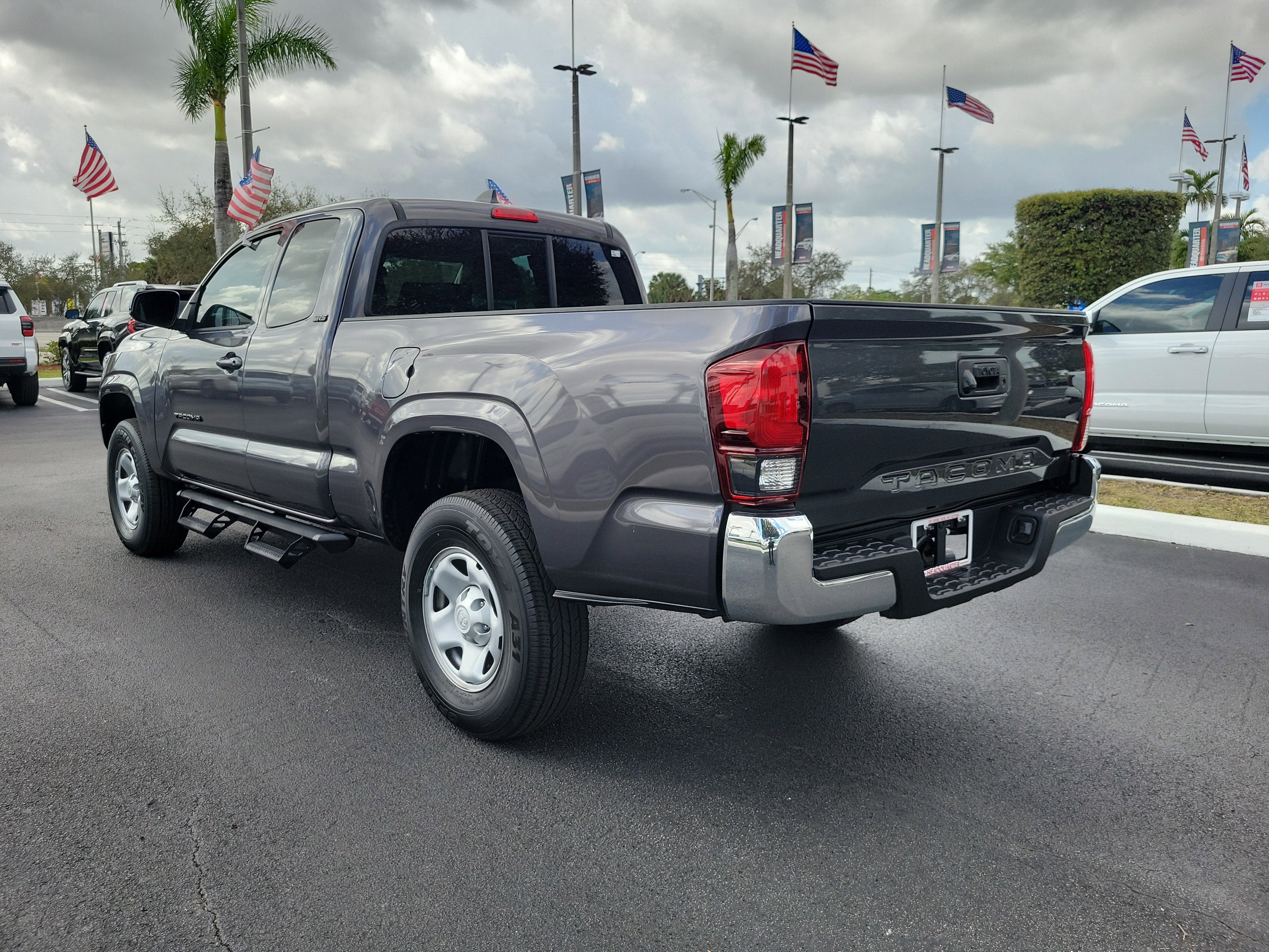 2022 Toyota Tacoma 2WD SR5
