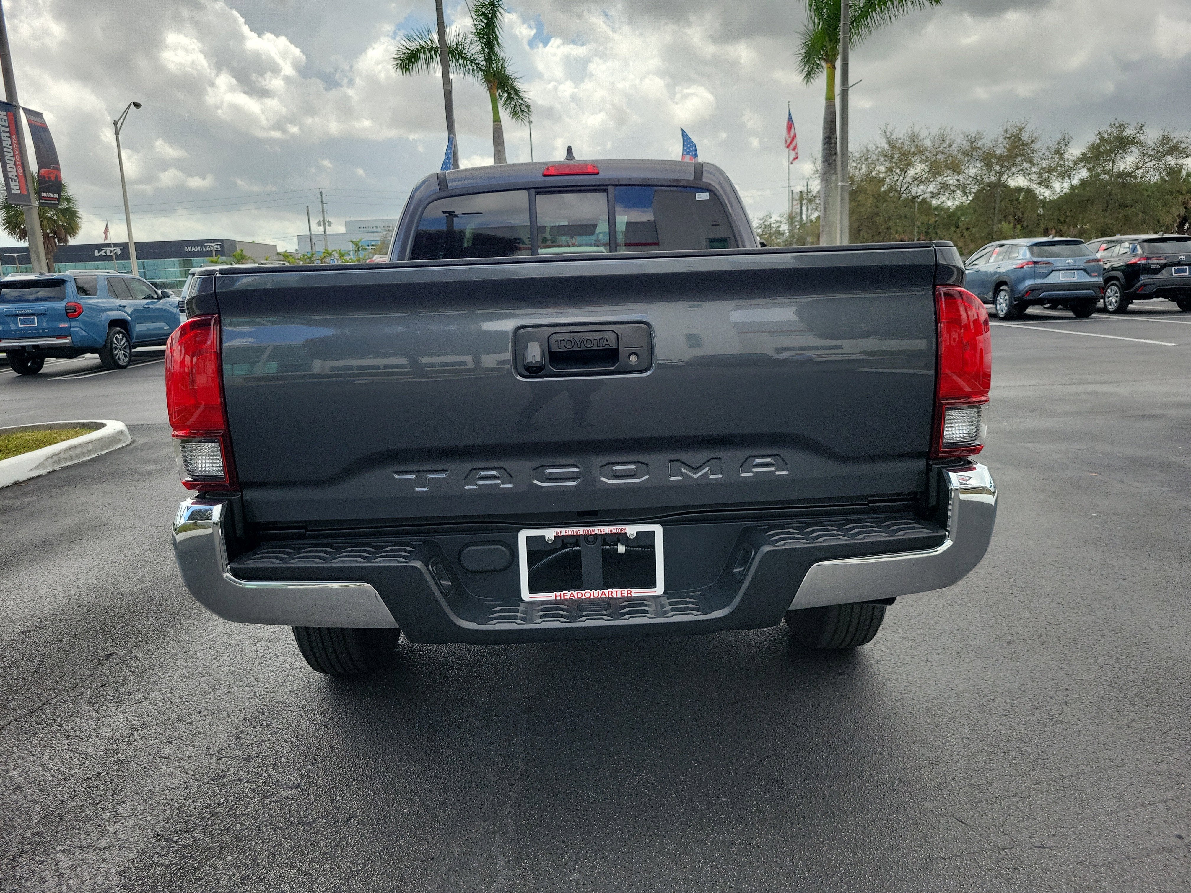 2022 Toyota Tacoma 2WD SR5