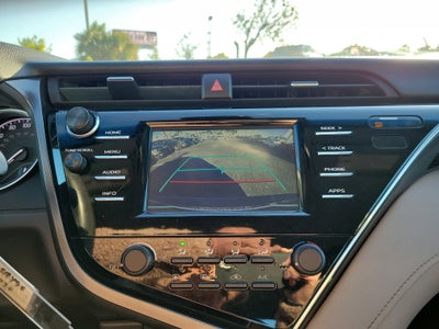 2018 Toyota Camry SE