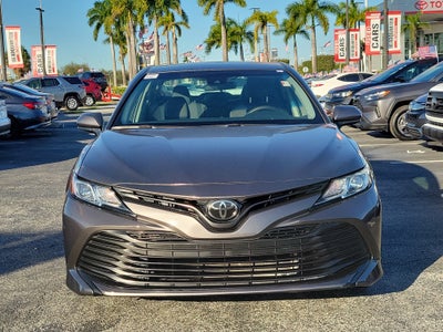 2018 Toyota Camry SE
