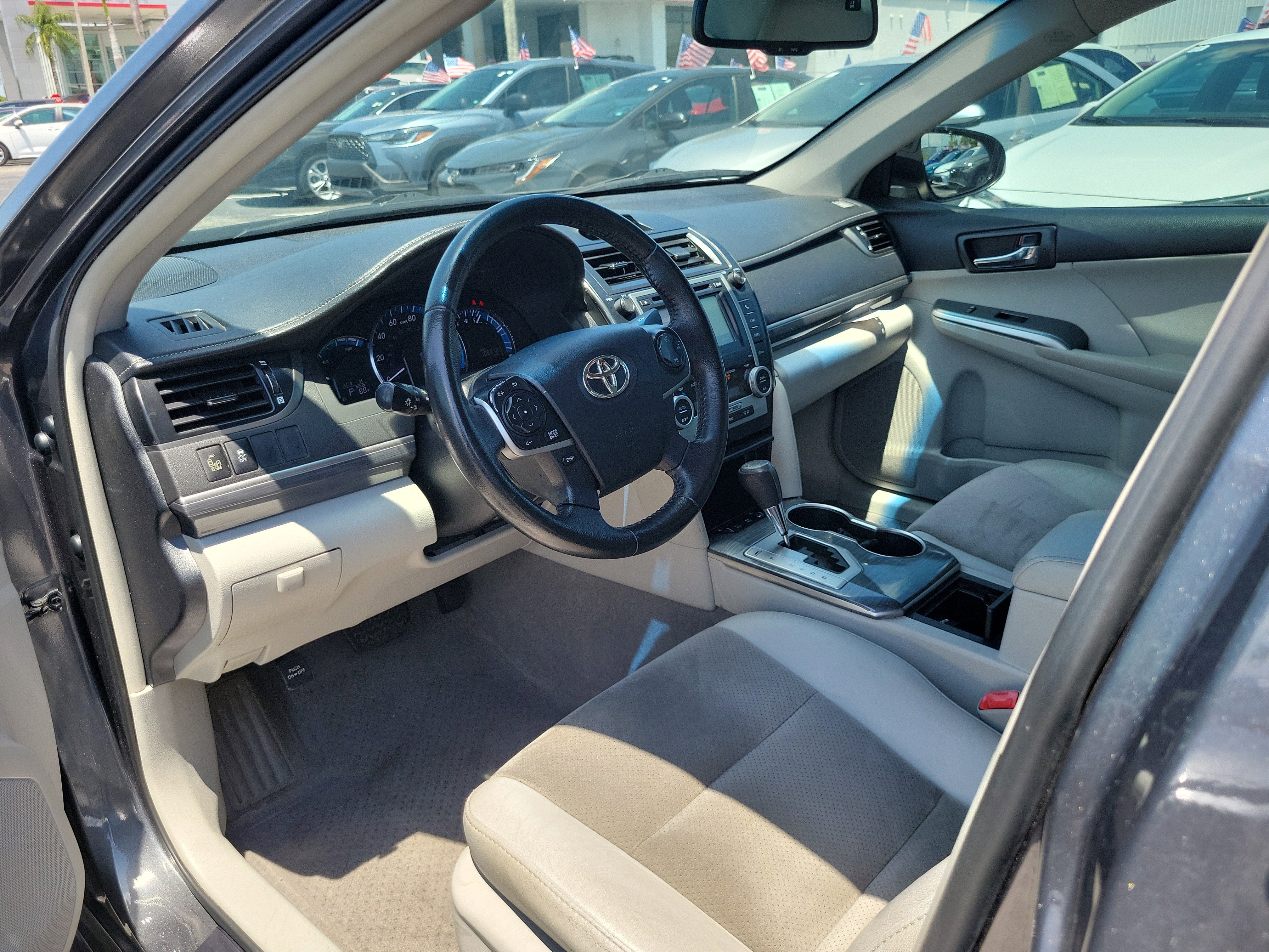 2012 Toyota Camry Hybrid LE