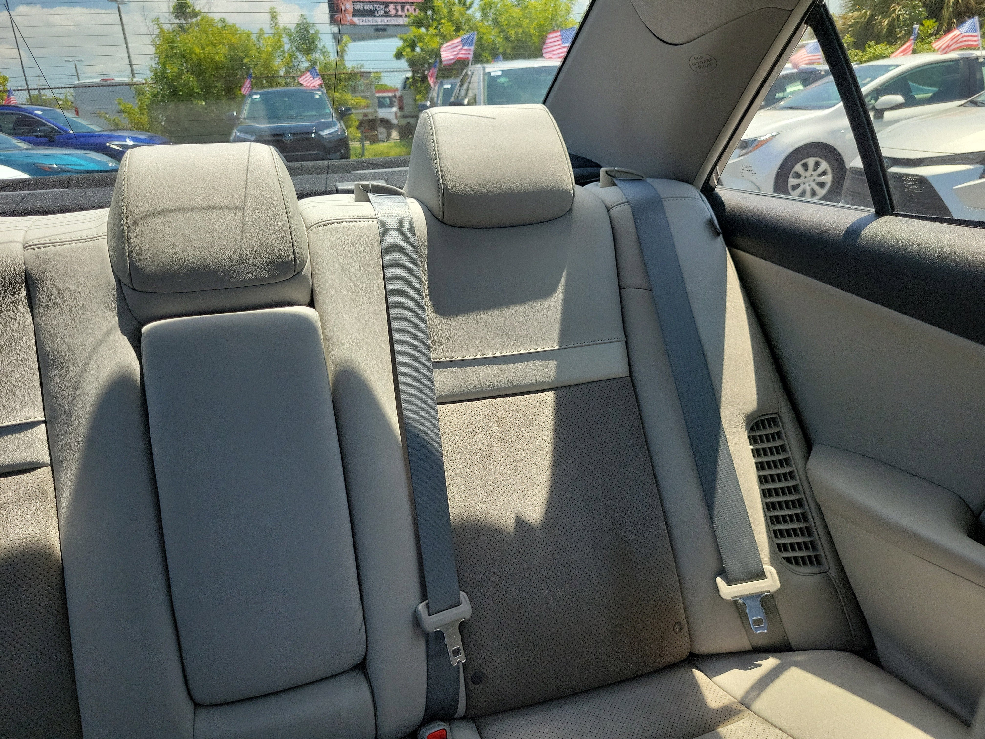 2012 Toyota Camry Hybrid LE