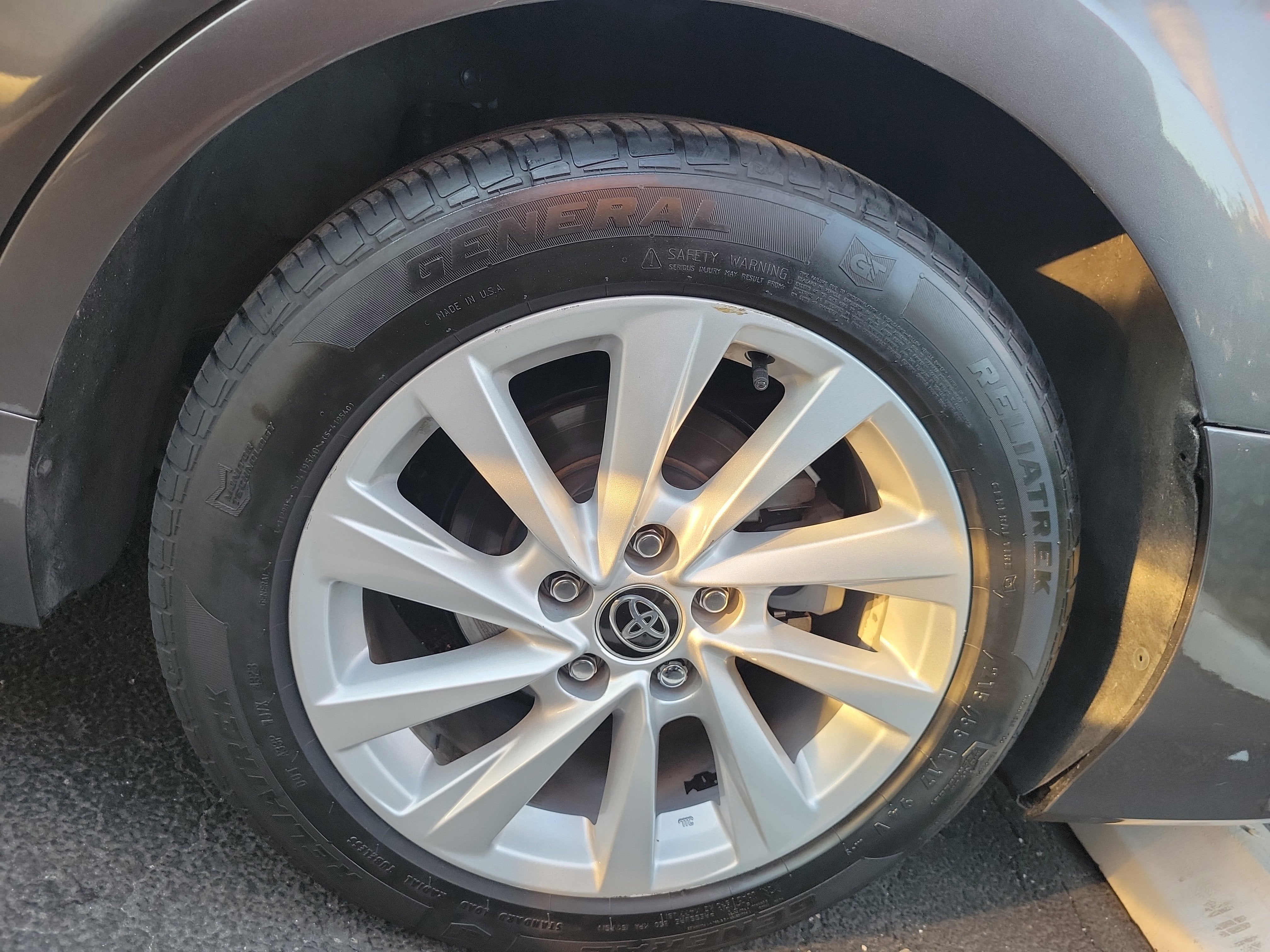 2022 Toyota Camry LE