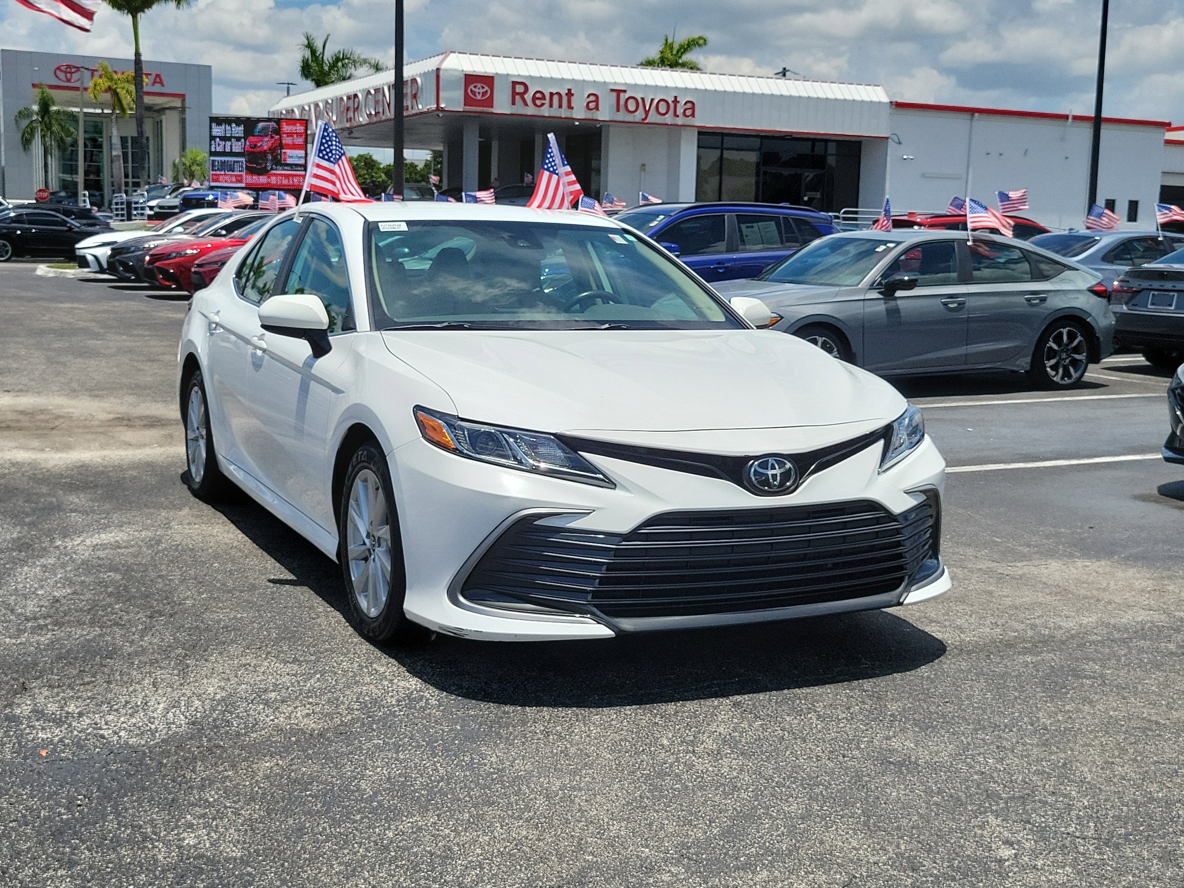 2022 Toyota Camry LE