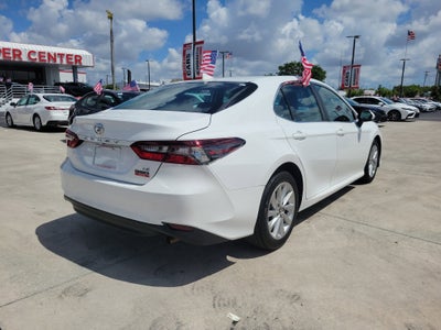 2022 Toyota Camry LE