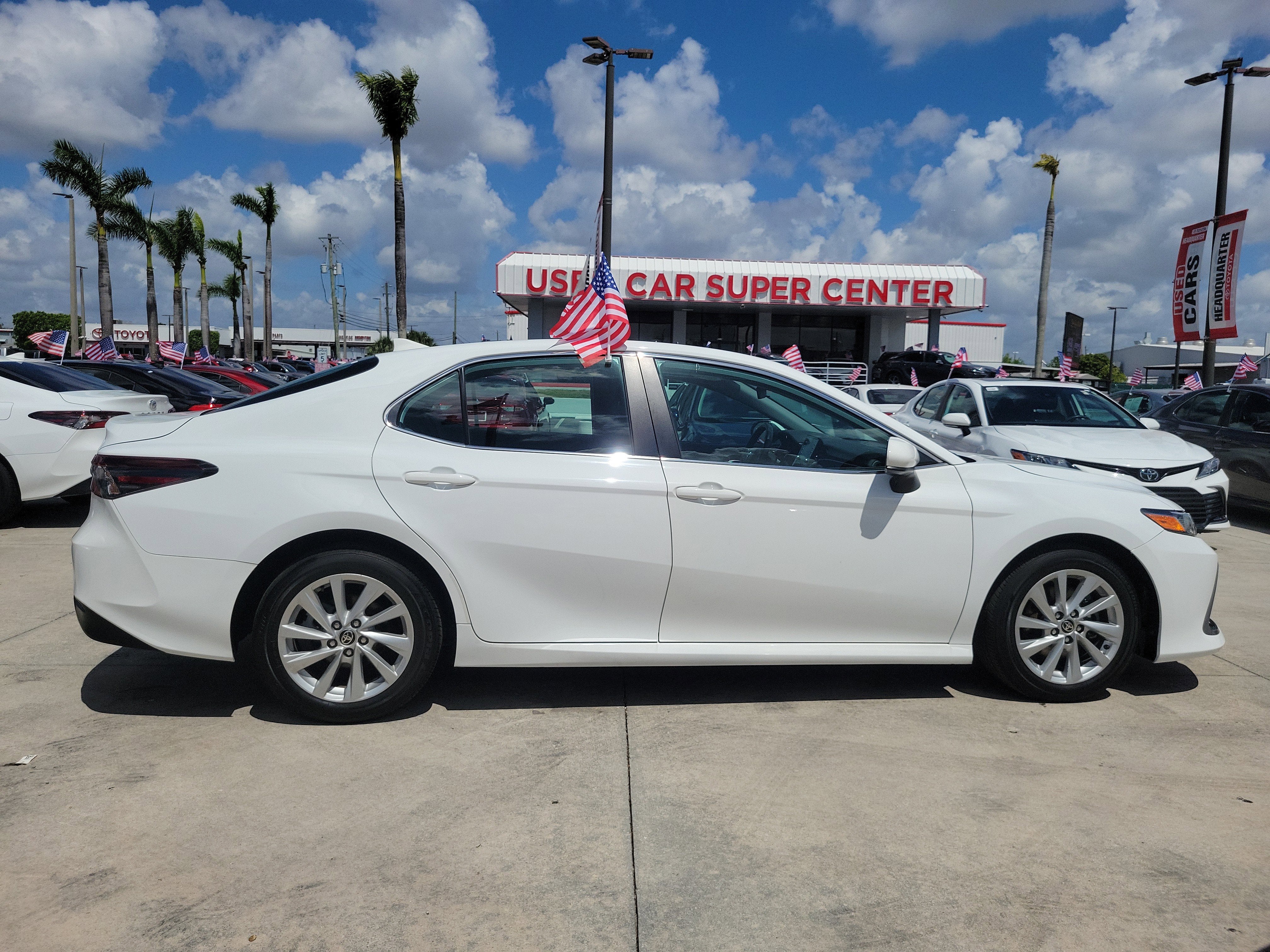 2022 Toyota Camry LE