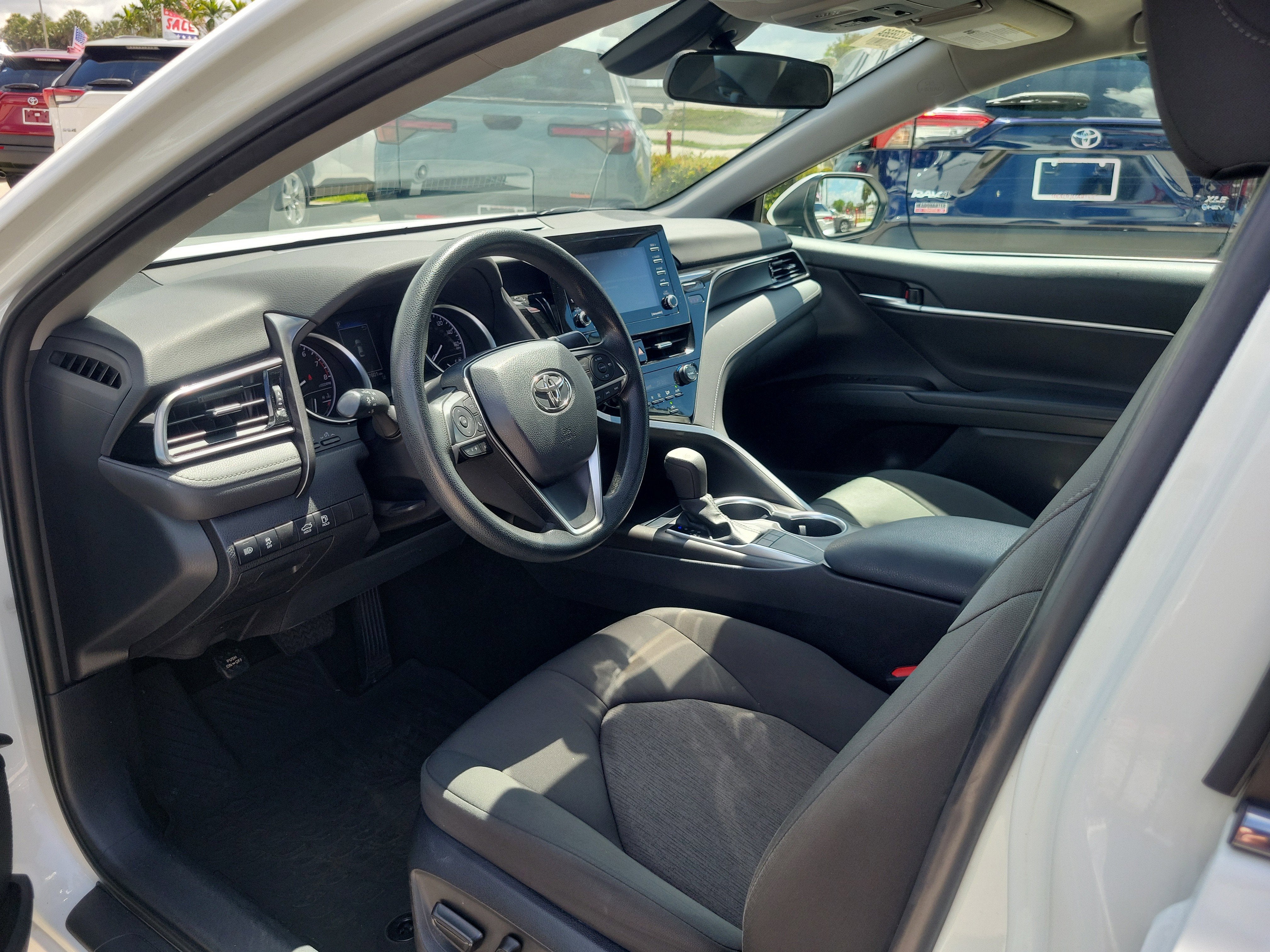 2022 Toyota Camry LE