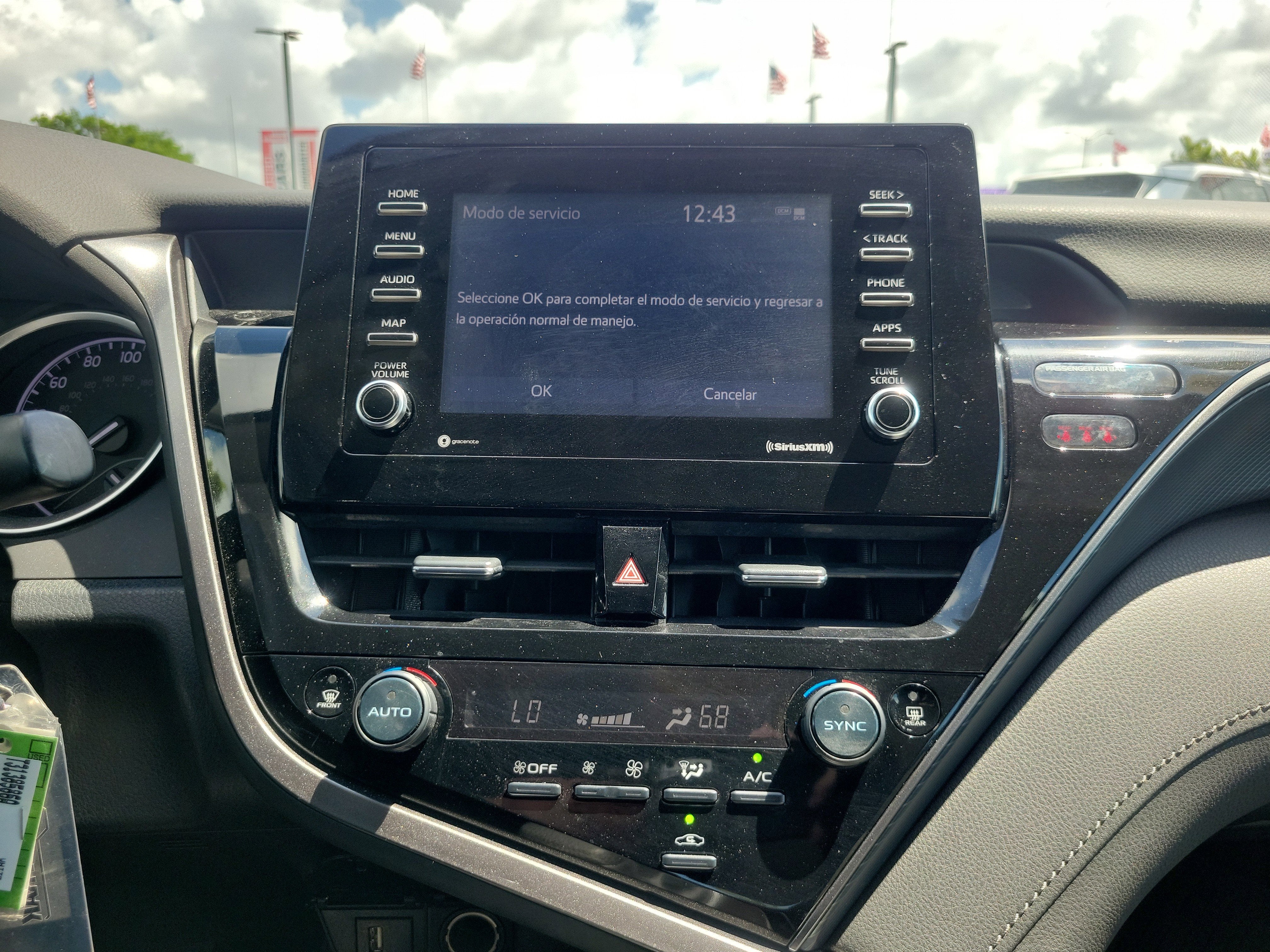 2022 Toyota Camry LE