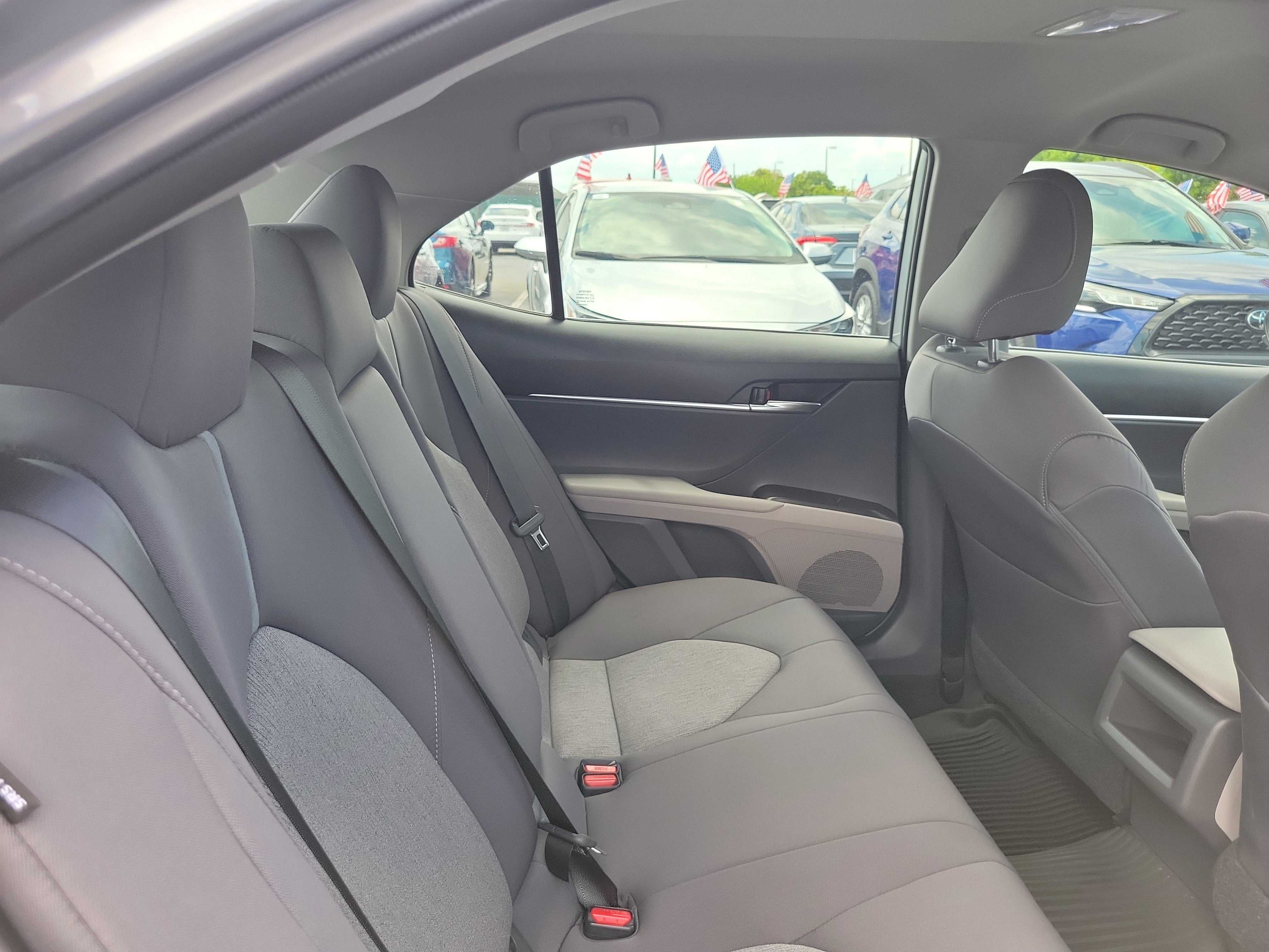 2021 Toyota Camry Hybrid LE