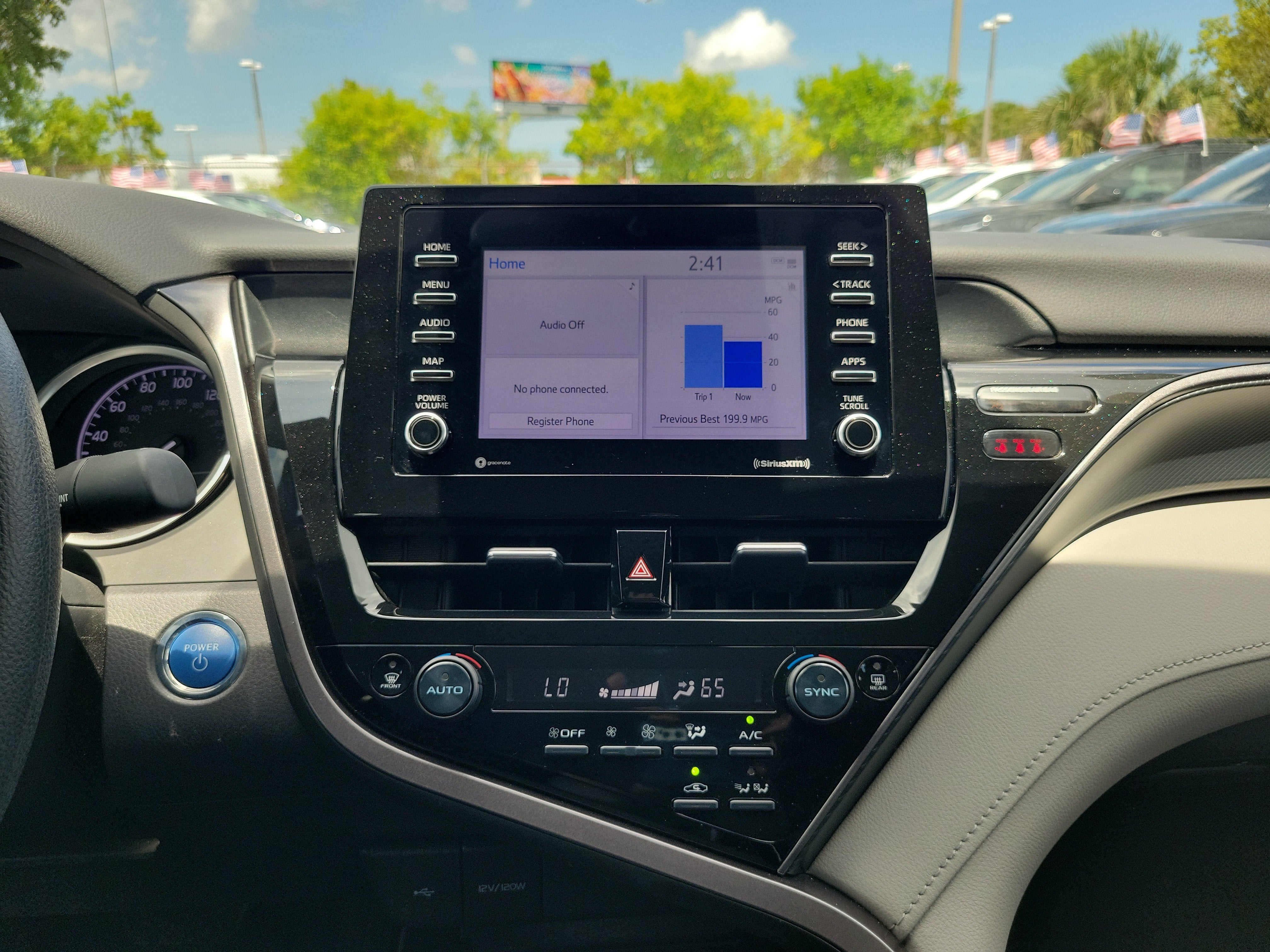 2021 Toyota Camry Hybrid LE