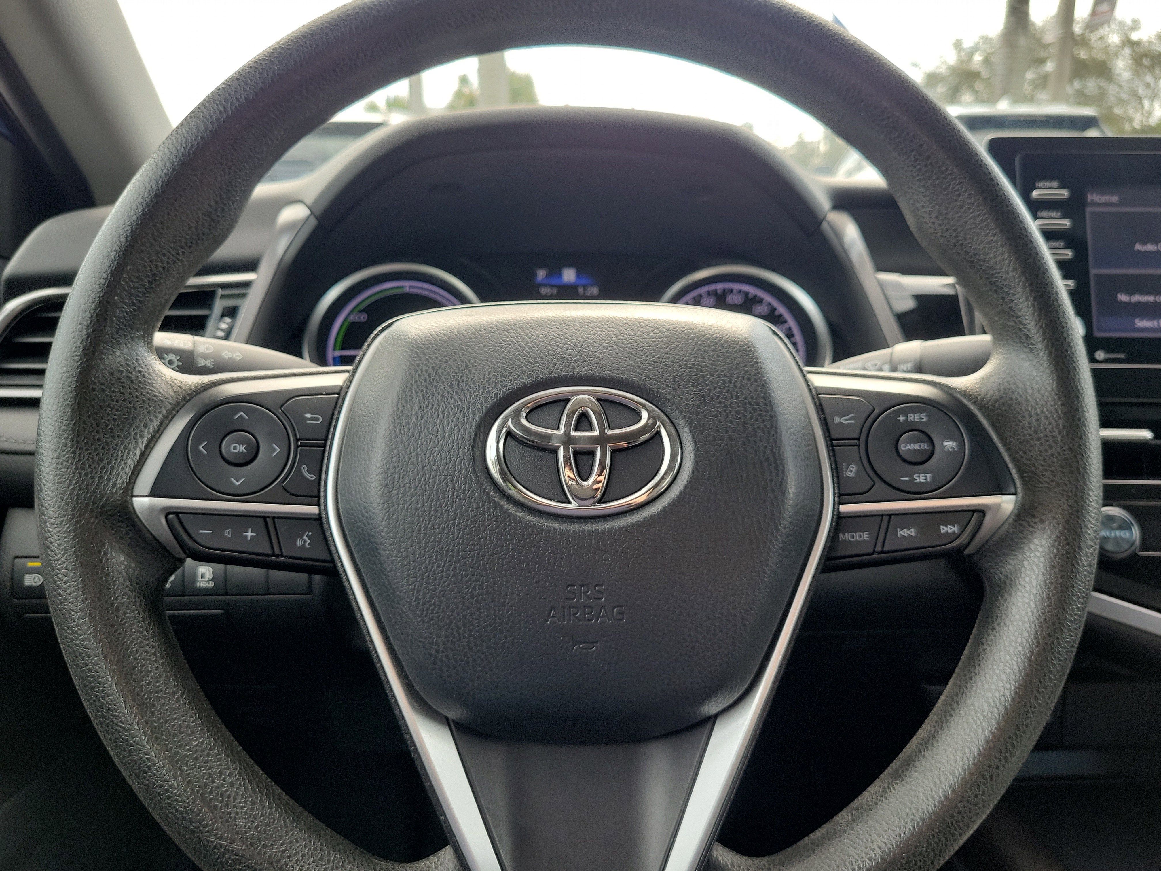 2023 Toyota Camry Hybrid LE