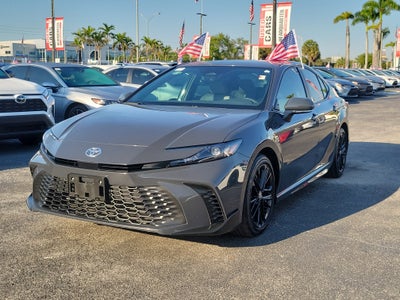 2025 Toyota Camry SE