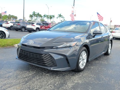2025 Toyota Camry LE