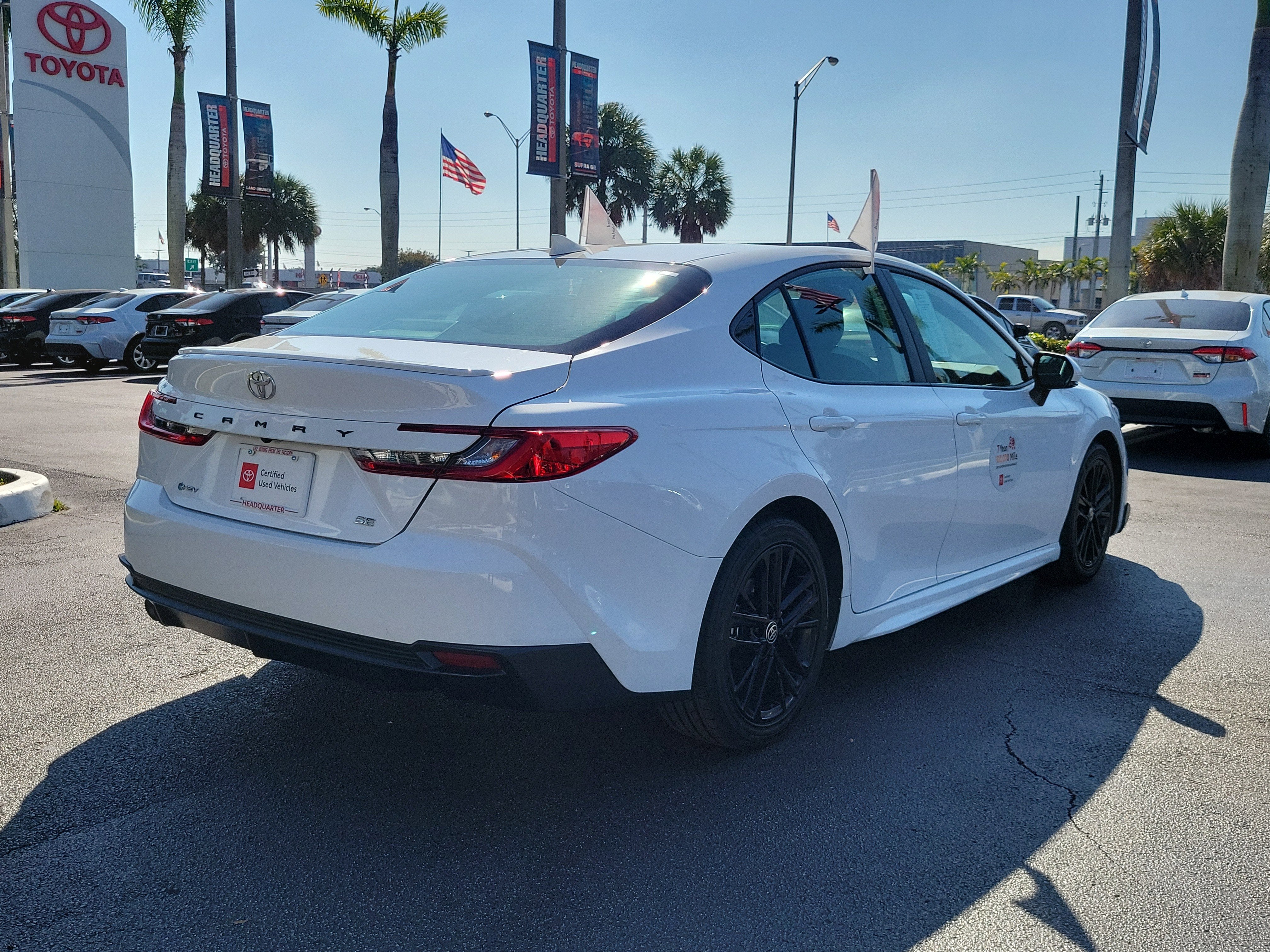 2025 Toyota Camry SE