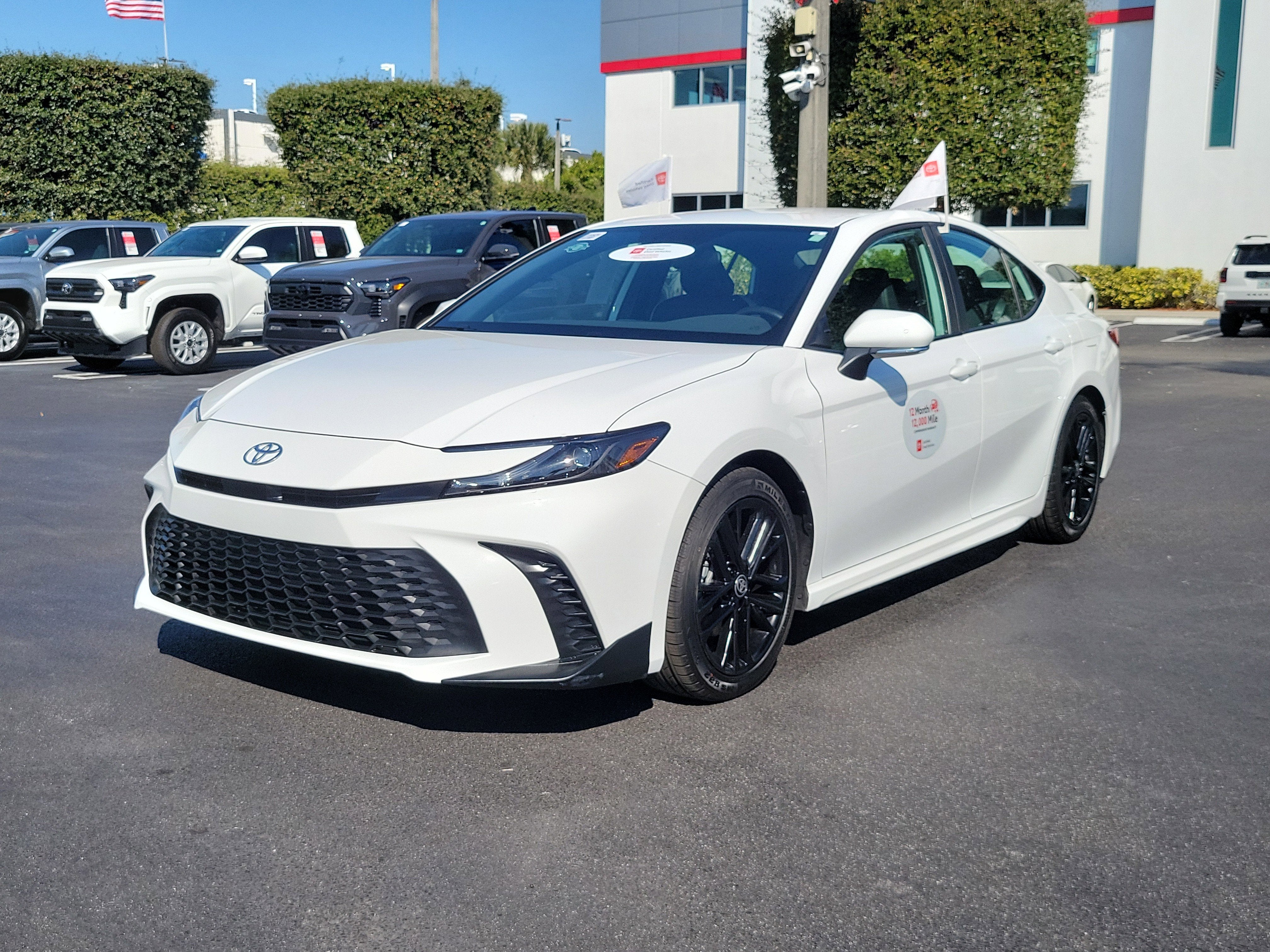 2025 Toyota Camry SE