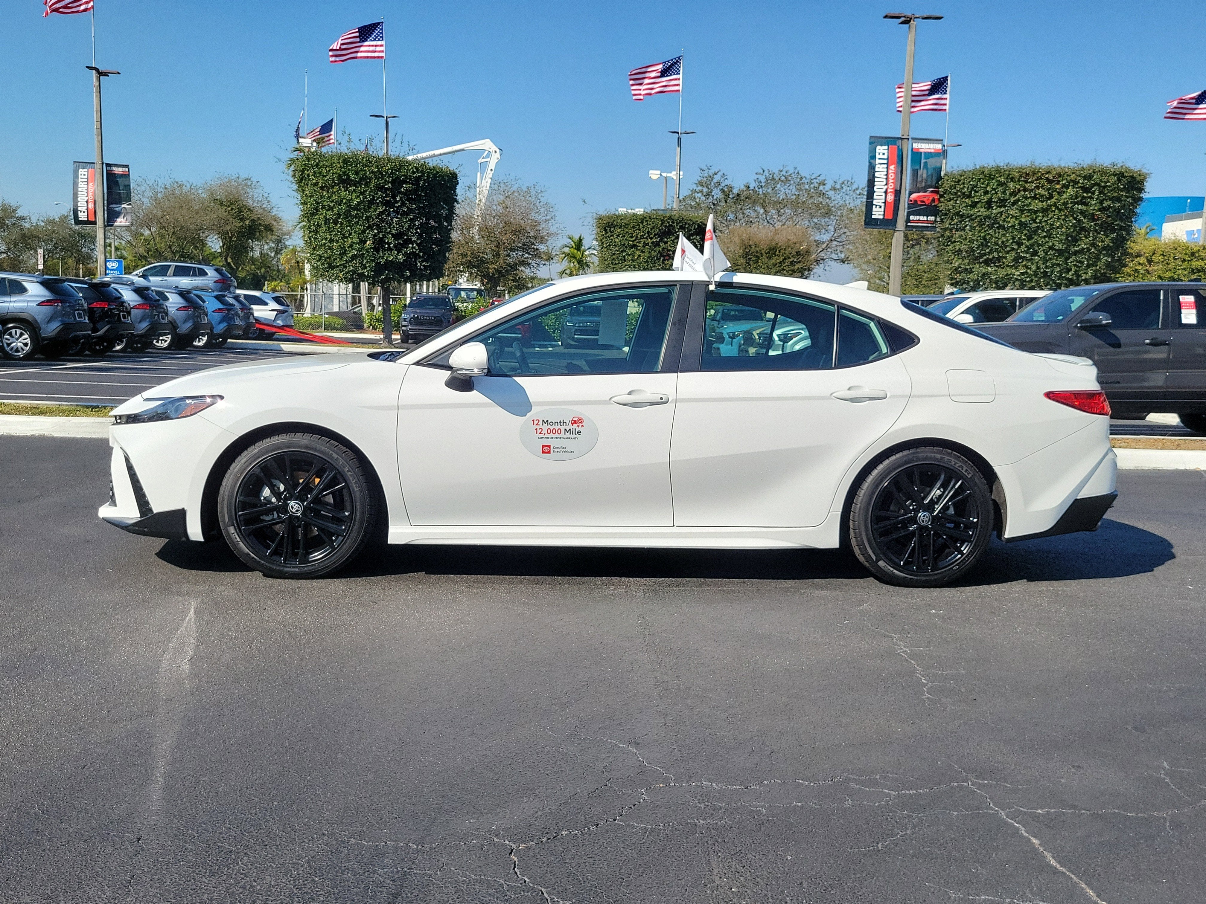 2025 Toyota Camry SE